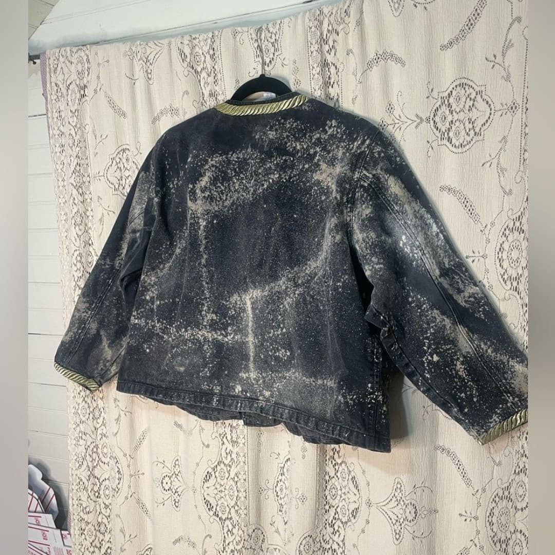 Venezia: vintage up-cycled oversized denim jacket - Thumbnail 3