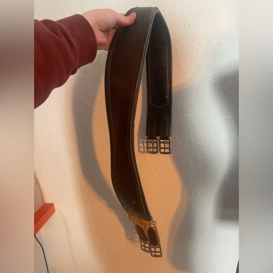 Edgewood: vintage English horse girth 50” - Thumbnail 4