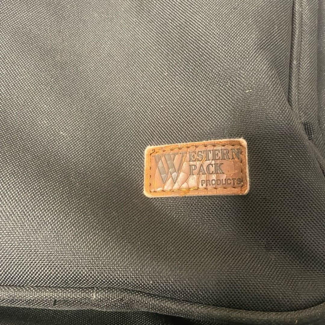 Korus: vintage wardrobe bag with suede leather accents - Thumbnail 6