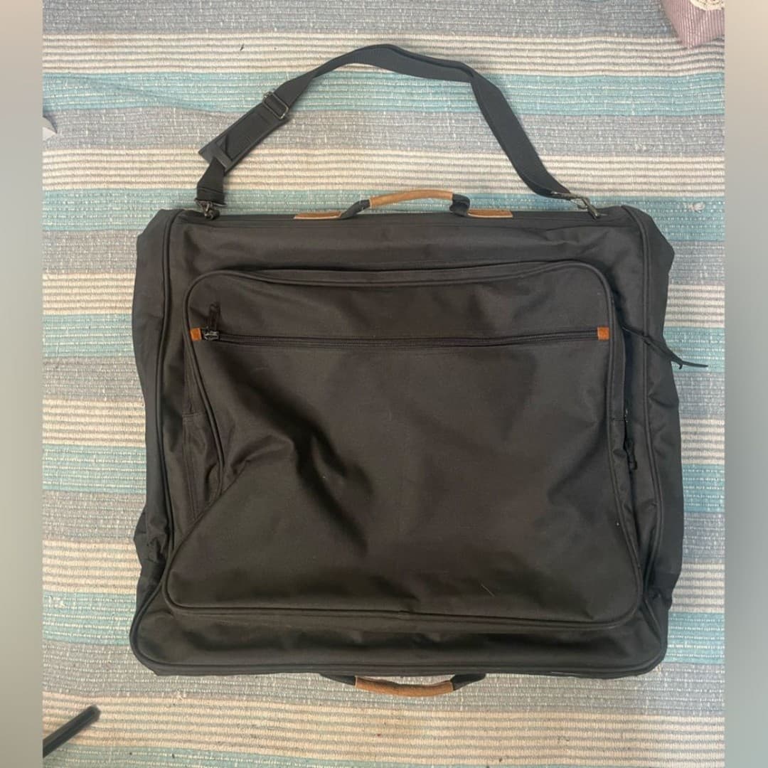 Korus: vintage wardrobe bag with suede leather accents - Thumbnail 2