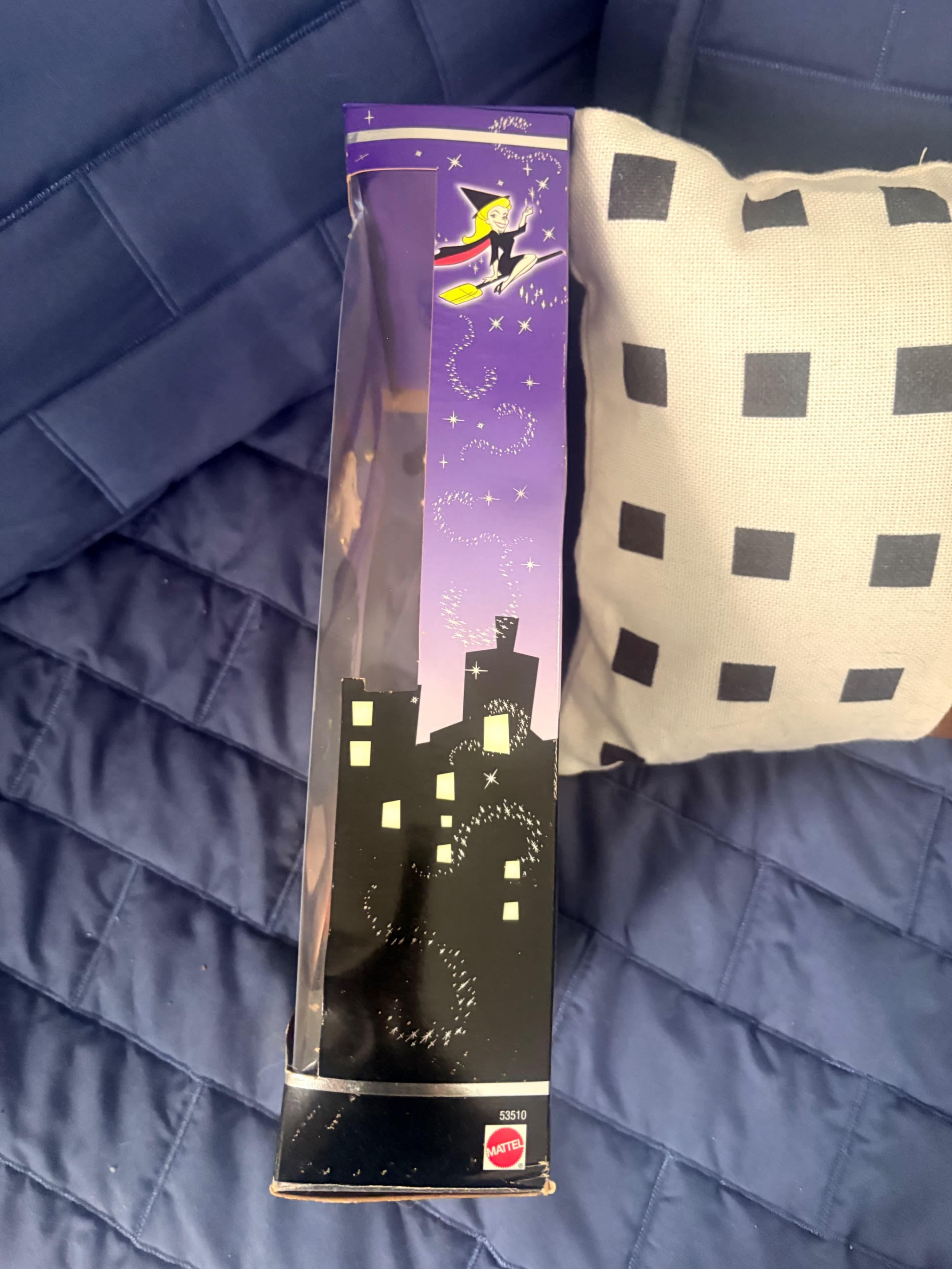 Barbie Bewitched Doll Halloween Edition - Thumbnail 3