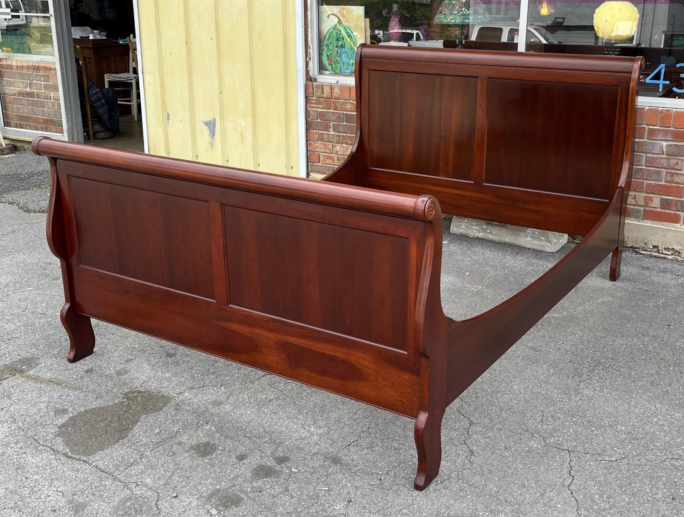 Vintage Pennsylvania House Solid Cherry Queen Sleigh Bed - Thumbnail 4