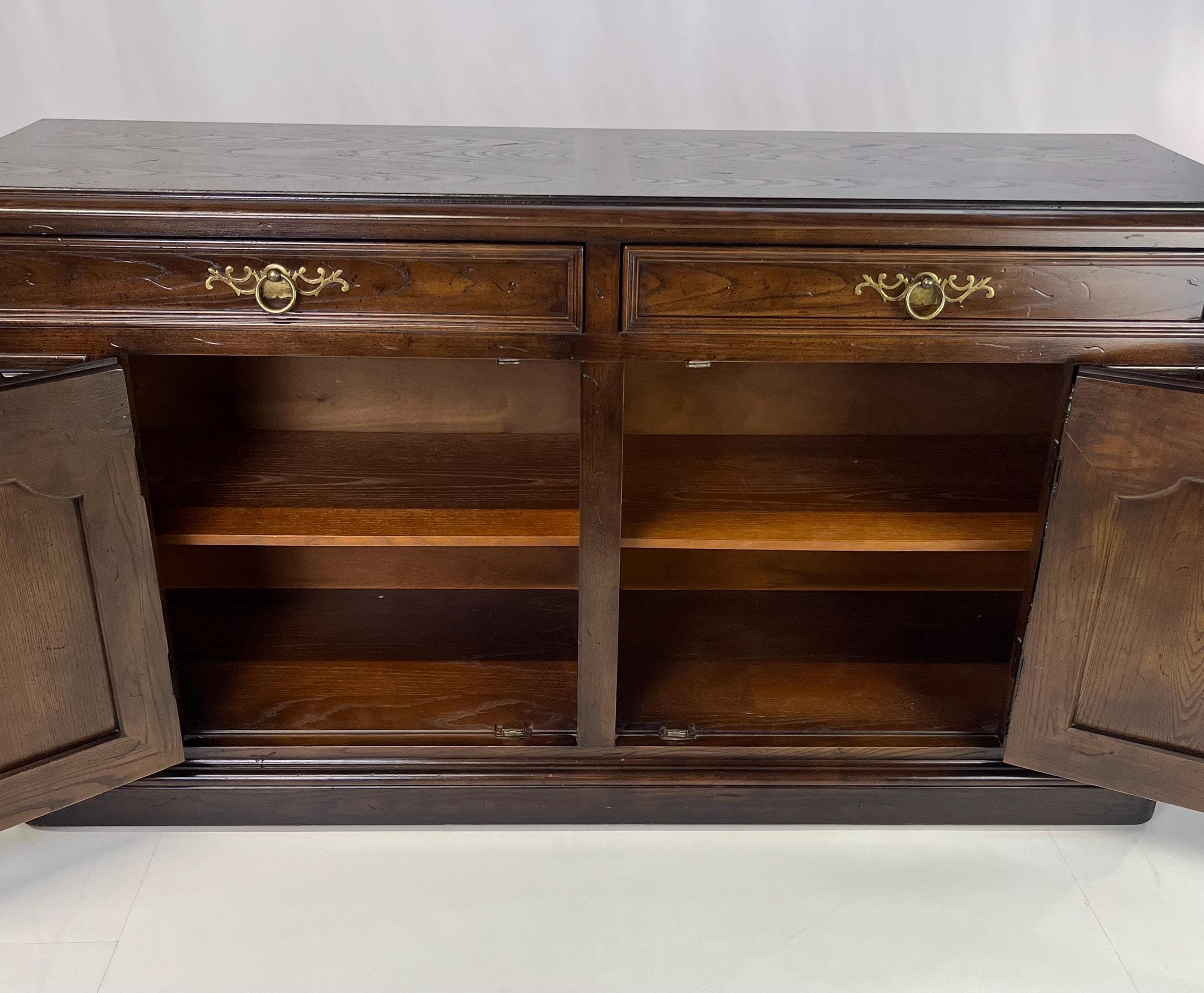 Henredon "Four Centuries" French Provincial Solid Ash Sideboard / Buffet - Thumbnail 5