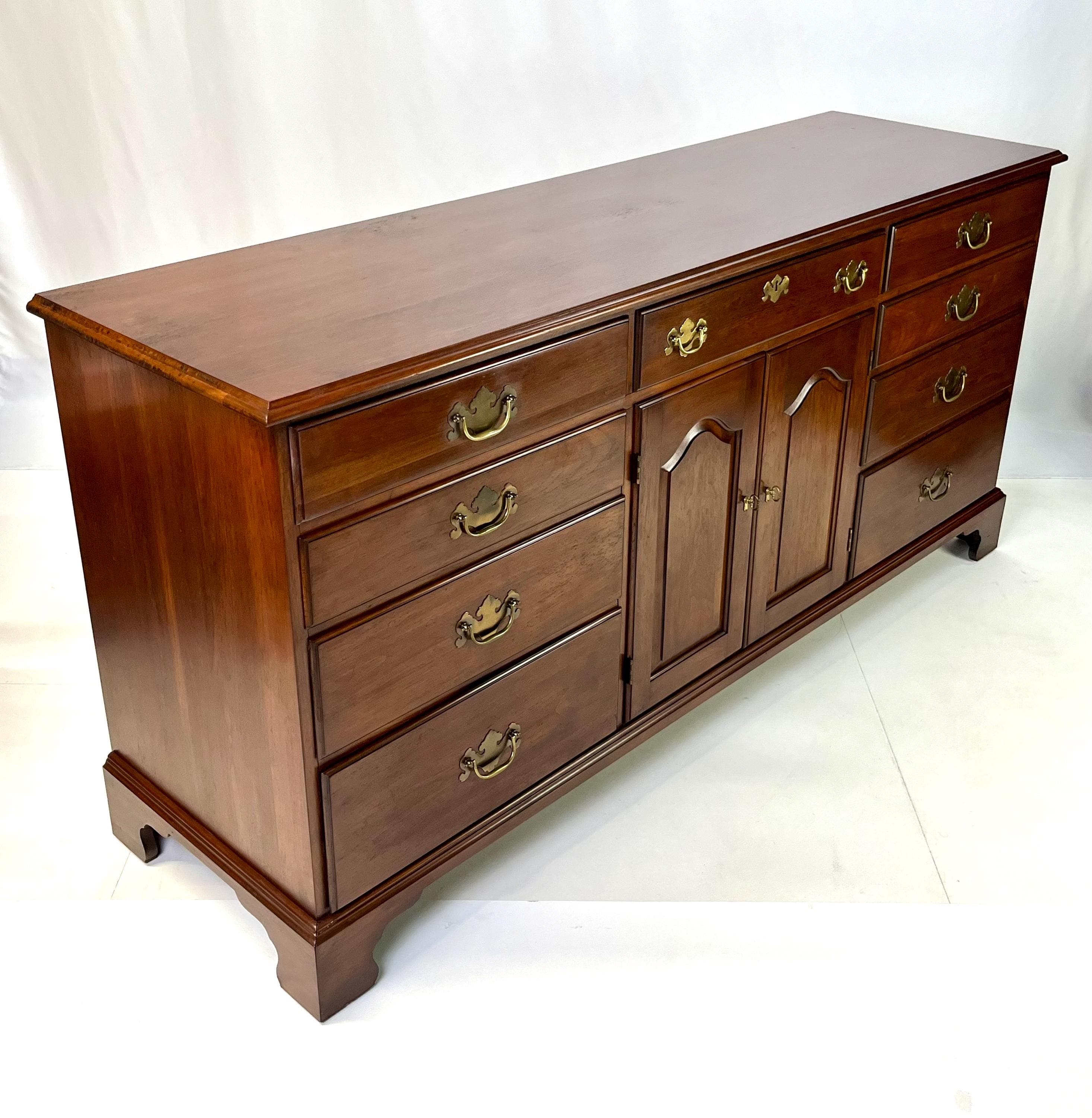 Henkel Harris Virginia Galleries Solid Wild Black Cherry Triple Dresser - Thumbnail 3