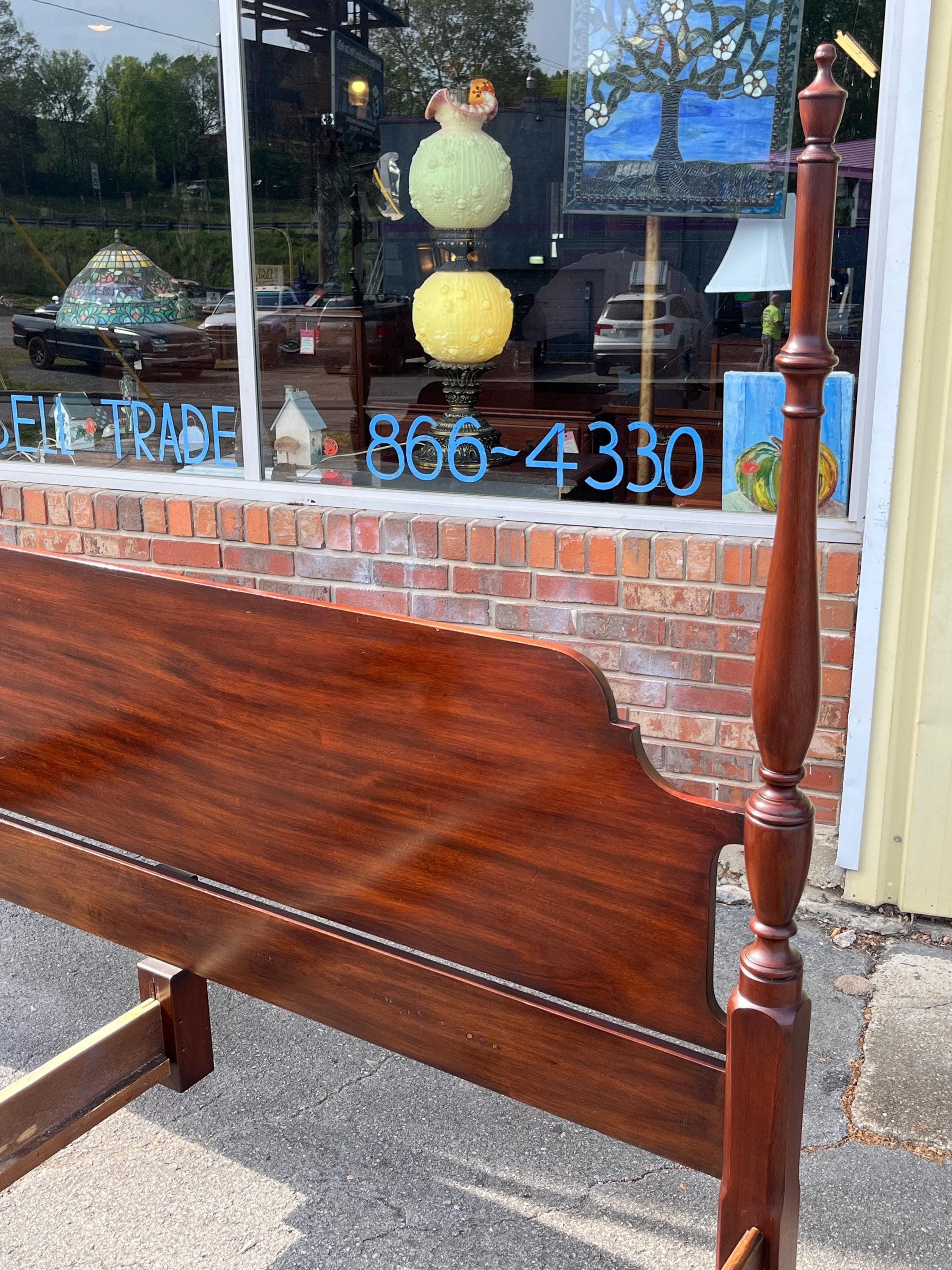 Henkel Harris Virginia Galleries Solid Mahogany King Size Four Poster Bed - Thumbnail 15