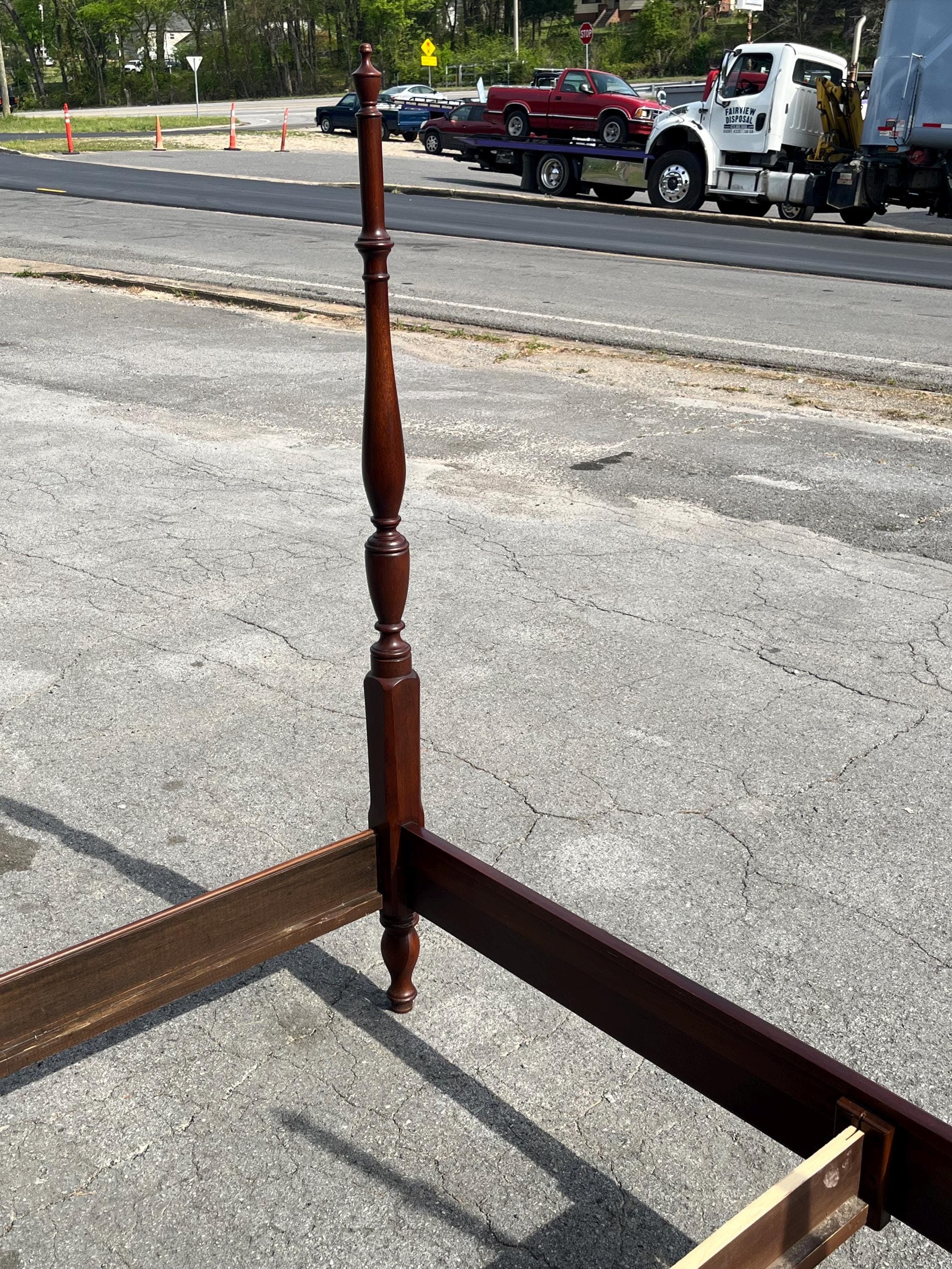 Henkel Harris Virginia Galleries Solid Mahogany King Size Four Poster Bed - Thumbnail 14