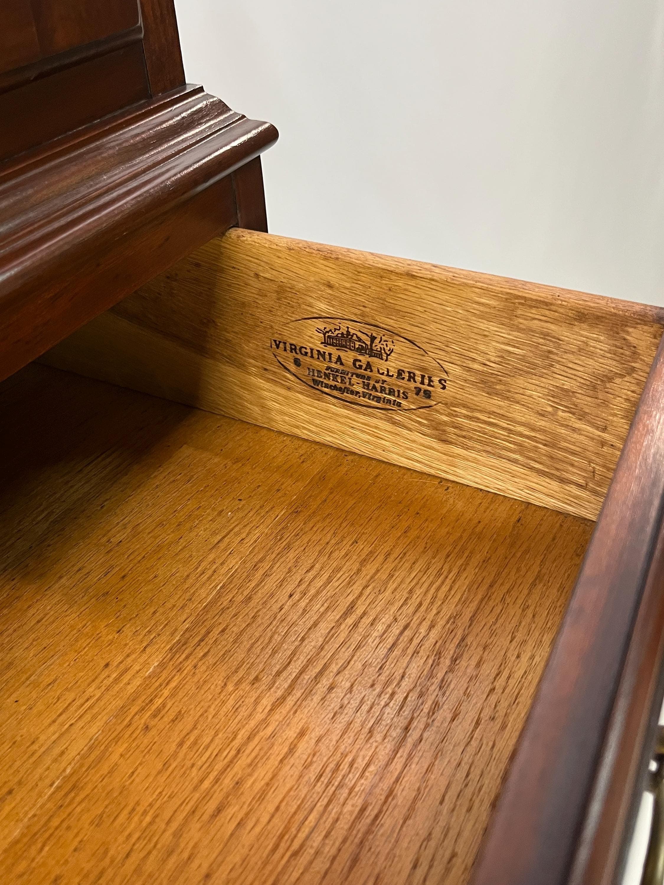 Henkel Harris Virginia Galleries Solid Wild Black Cherry Gentleman’s Chest - Thumbnail 18