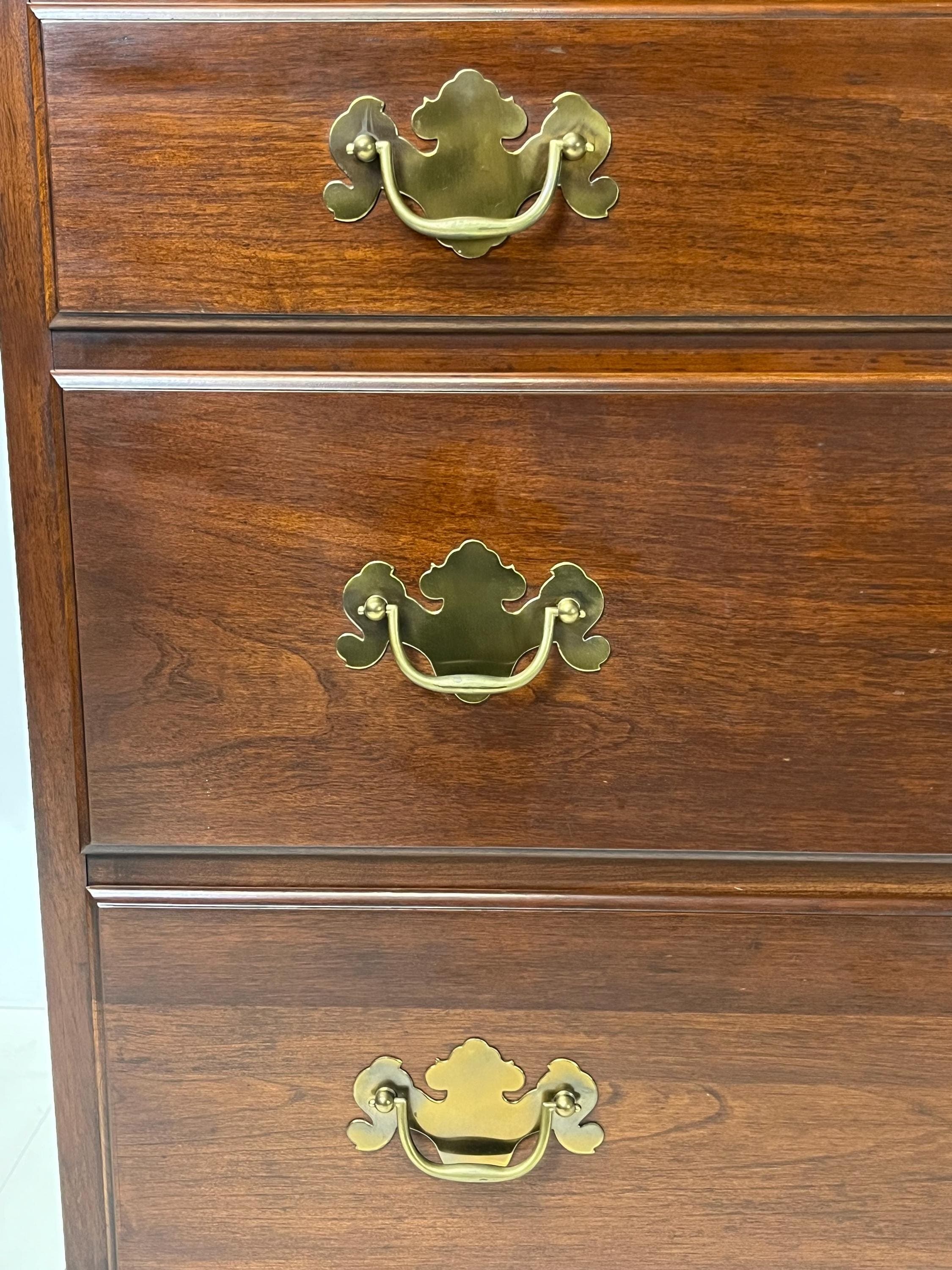 Henkel Harris Virginia Galleries Solid Wild Black Cherry Gentleman’s Chest - Thumbnail 12