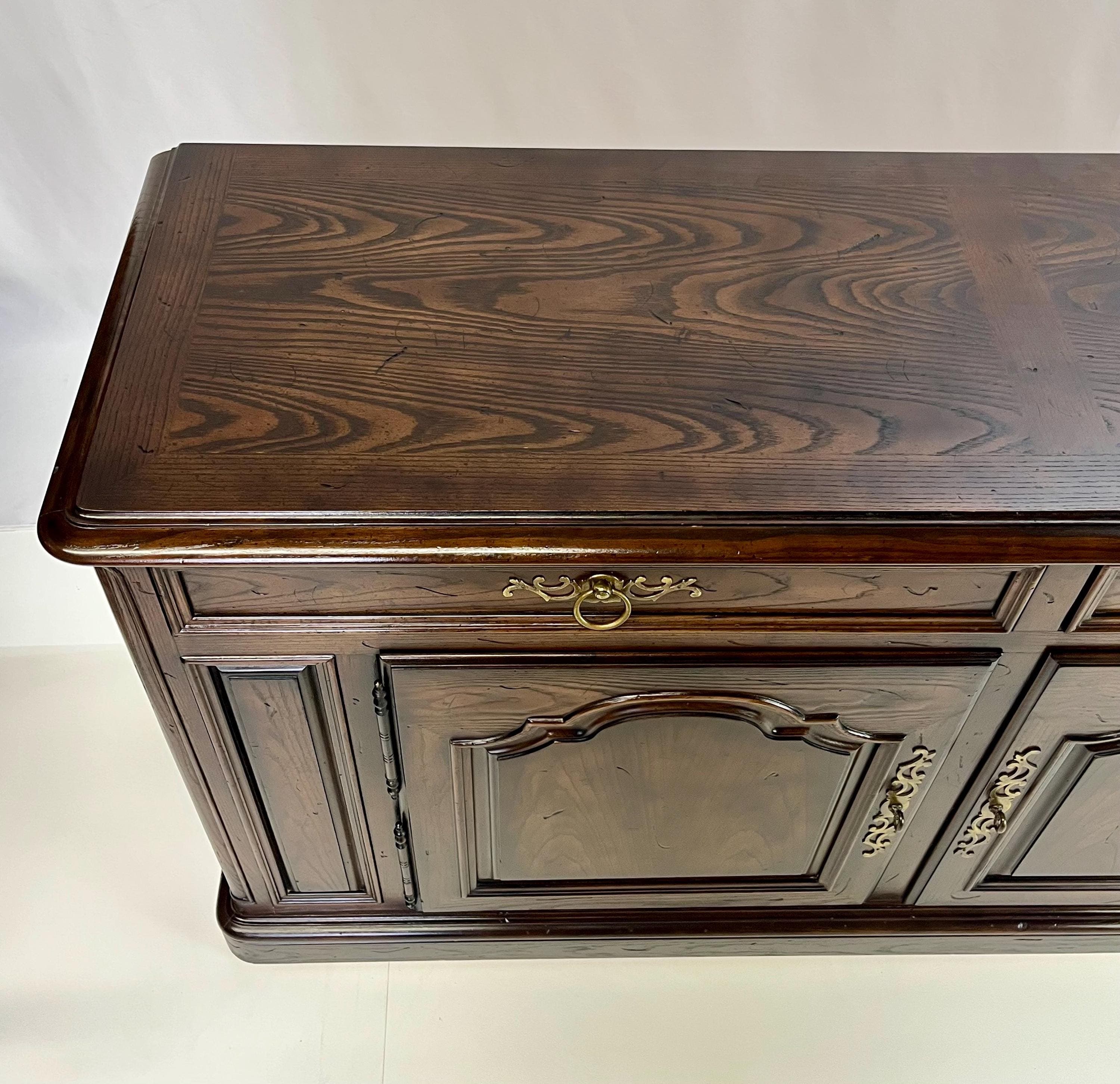 Henredon "Four Centuries" French Provincial Solid Ash Sideboard / Buffet - Thumbnail 12