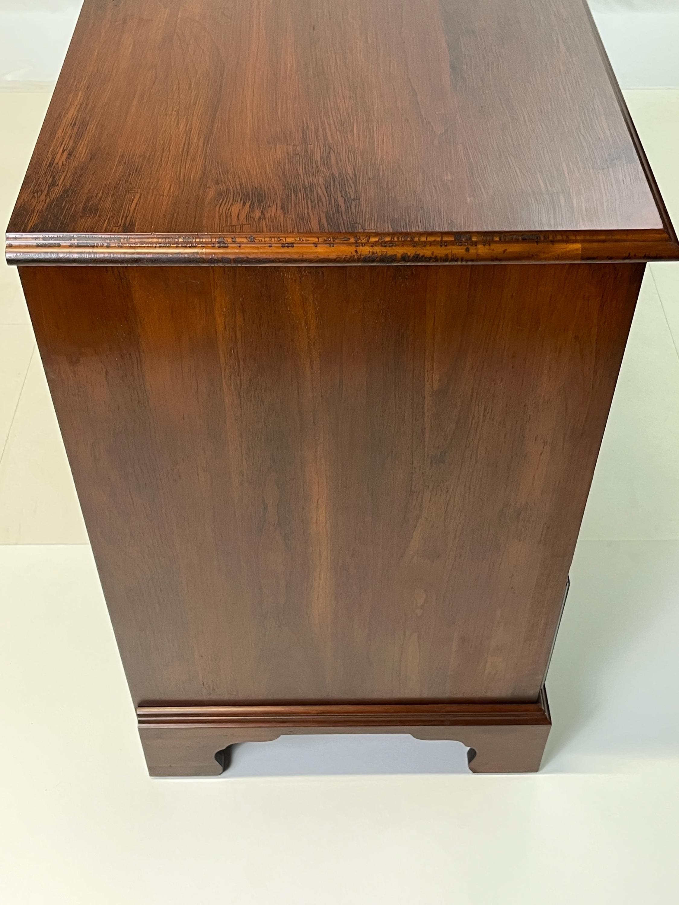 Henkel Harris Virginia Galleries Solid Wild Black Cherry Triple Dresser - Thumbnail 14