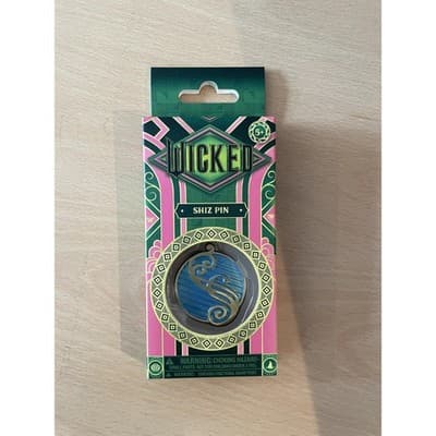 Wicked The Noble Collection Wicked Shiz Pin Badge - Thumbnail 2