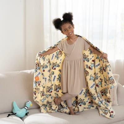 NEW The Pigeon Throw Blanket Official Mo Willems Kid's Book Character 50" x 70" - Thumbnail 3