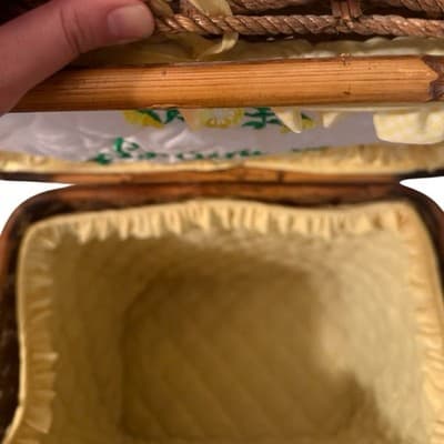 Vintage Wicker Laundry Basket Hamper Embrodiered Yellow Laundry • Beautiful - Thumbnail 2