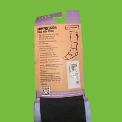 MUK LUKS Women's Regular Compression Nylon KneeHigh Socks, 3-Pack Shoe Size 6-10 - Thumbnail 3