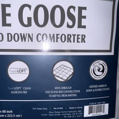 Hotel Grand White Goose Feather Down Comforter • Full / Queen • Cotton Cover - Thumbnail 3