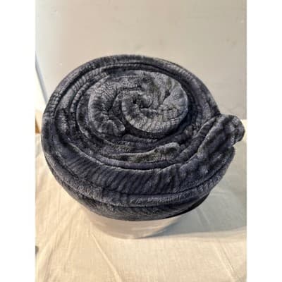 Life Comfort 10 Foot Wide Family Blanket 120x120 Oversized Navy Blue Plush Throw - Thumbnail 3