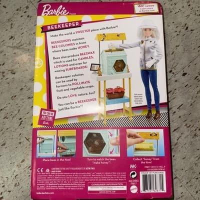 Barbie BEEKEEPER Career "You Can Be Anything" Playset Mattel Bees Honey NEW 2017 - Thumbnail 2