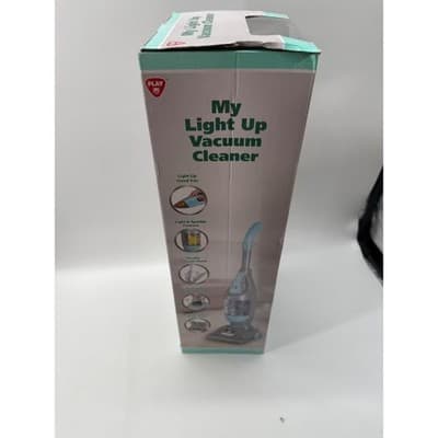 PlayGo My Light-up Vacuum Cleaner - Thumbnail 3