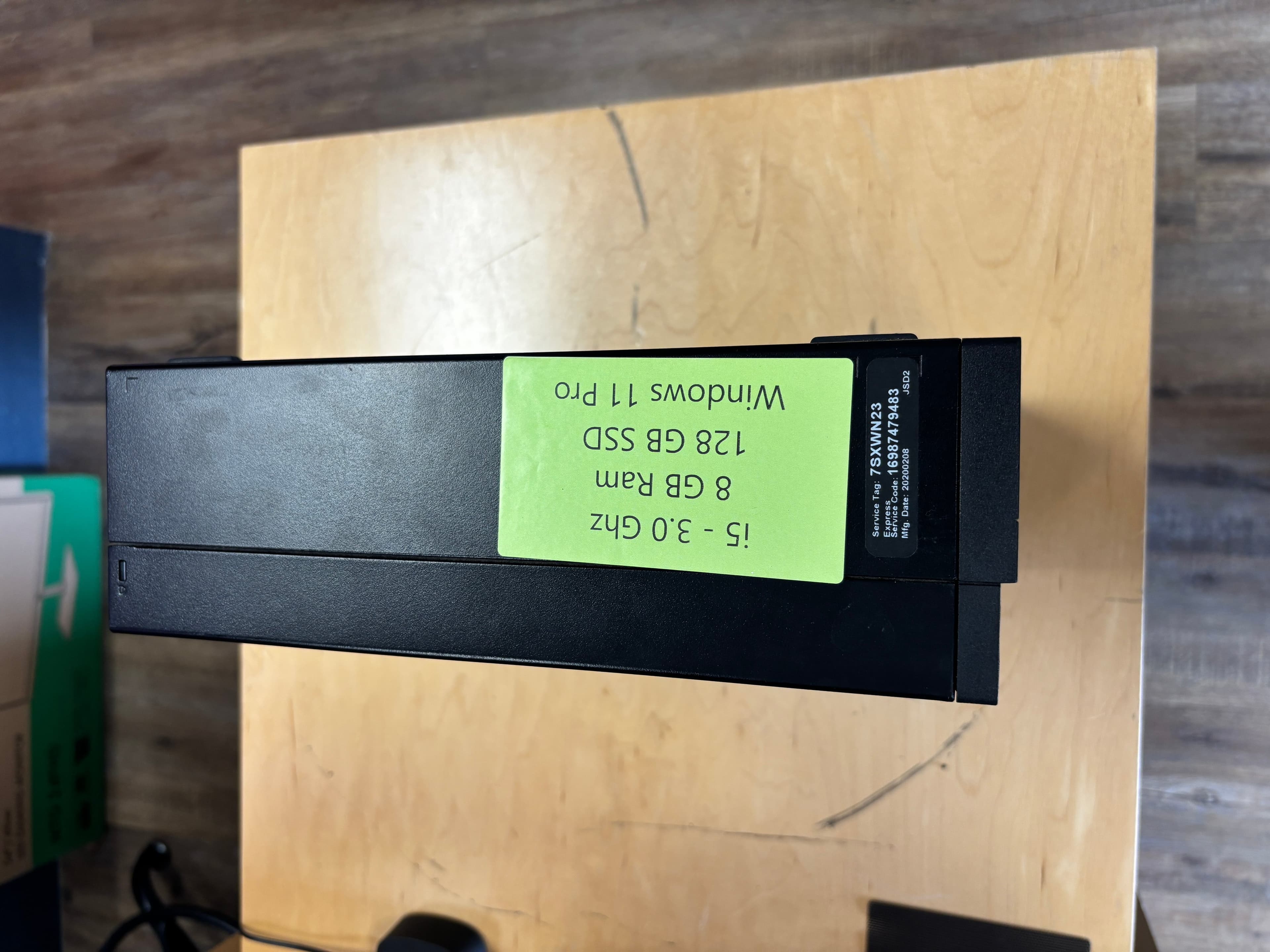 DELL OptiPlex 5070 - Thumbnail 3