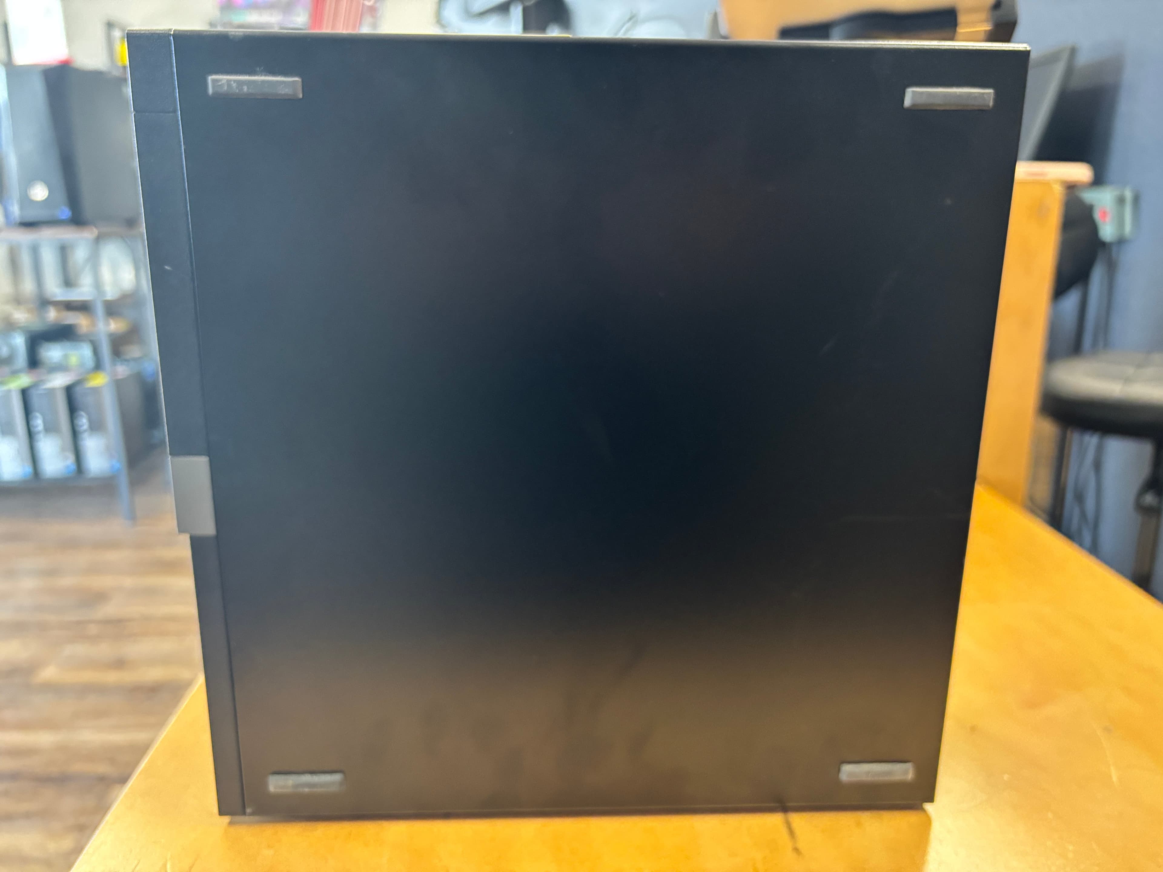 DELL OptiPlex 5070 - Thumbnail 5