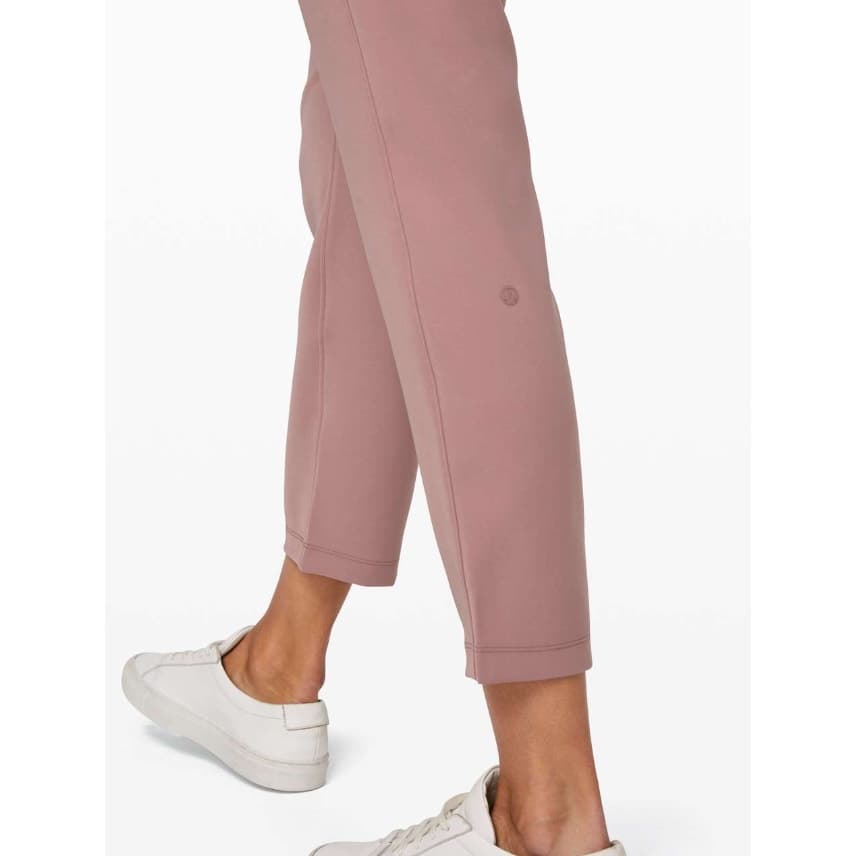 Lululemon On The Fly Pant *Woven 27" - Red Dust - Size 10 - Style # W5BPMS - Thumbnail 5