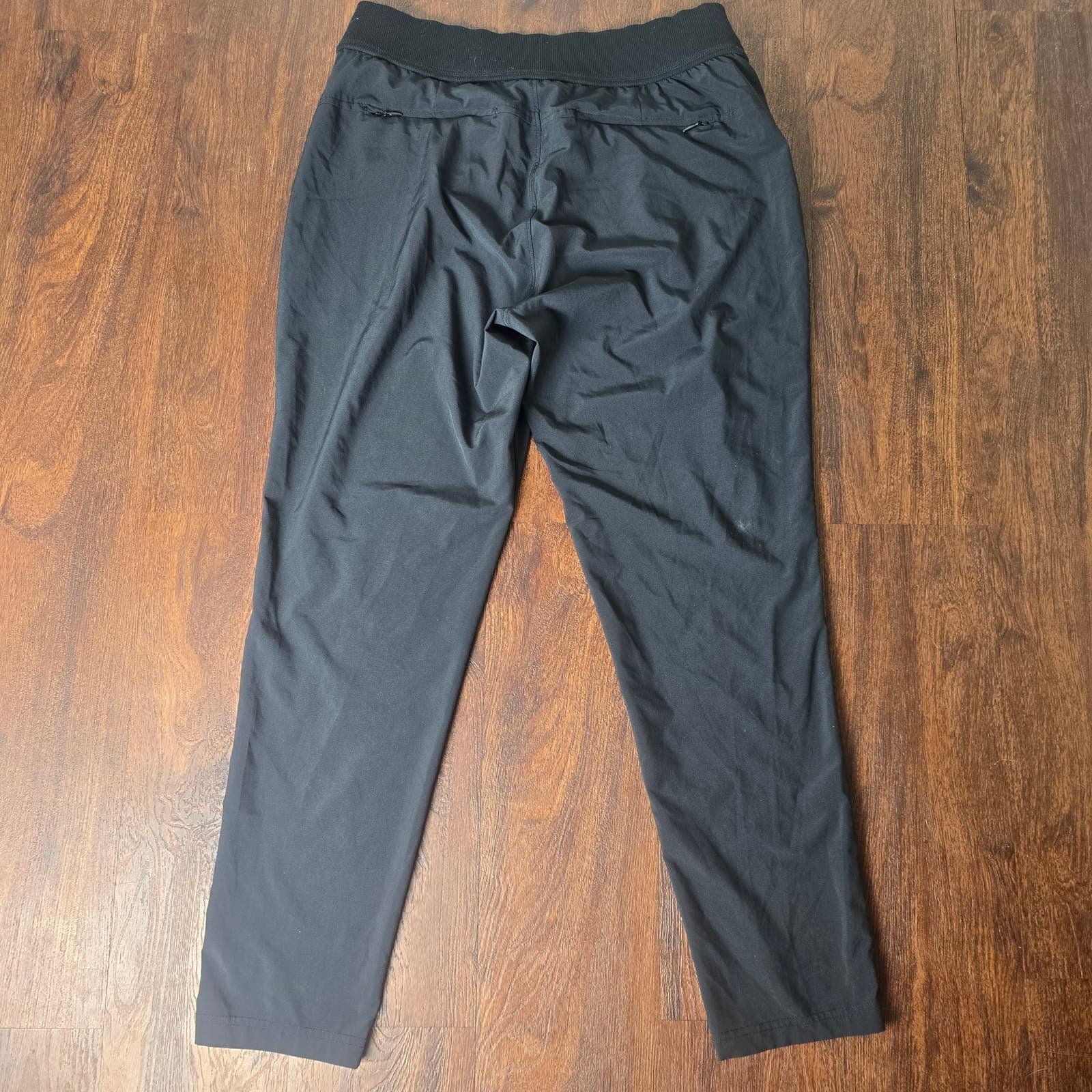 ATHLETA Interlude Ankle Lounge Pants - Black - Size 8 - Style # 983352 - Thumbnail 5