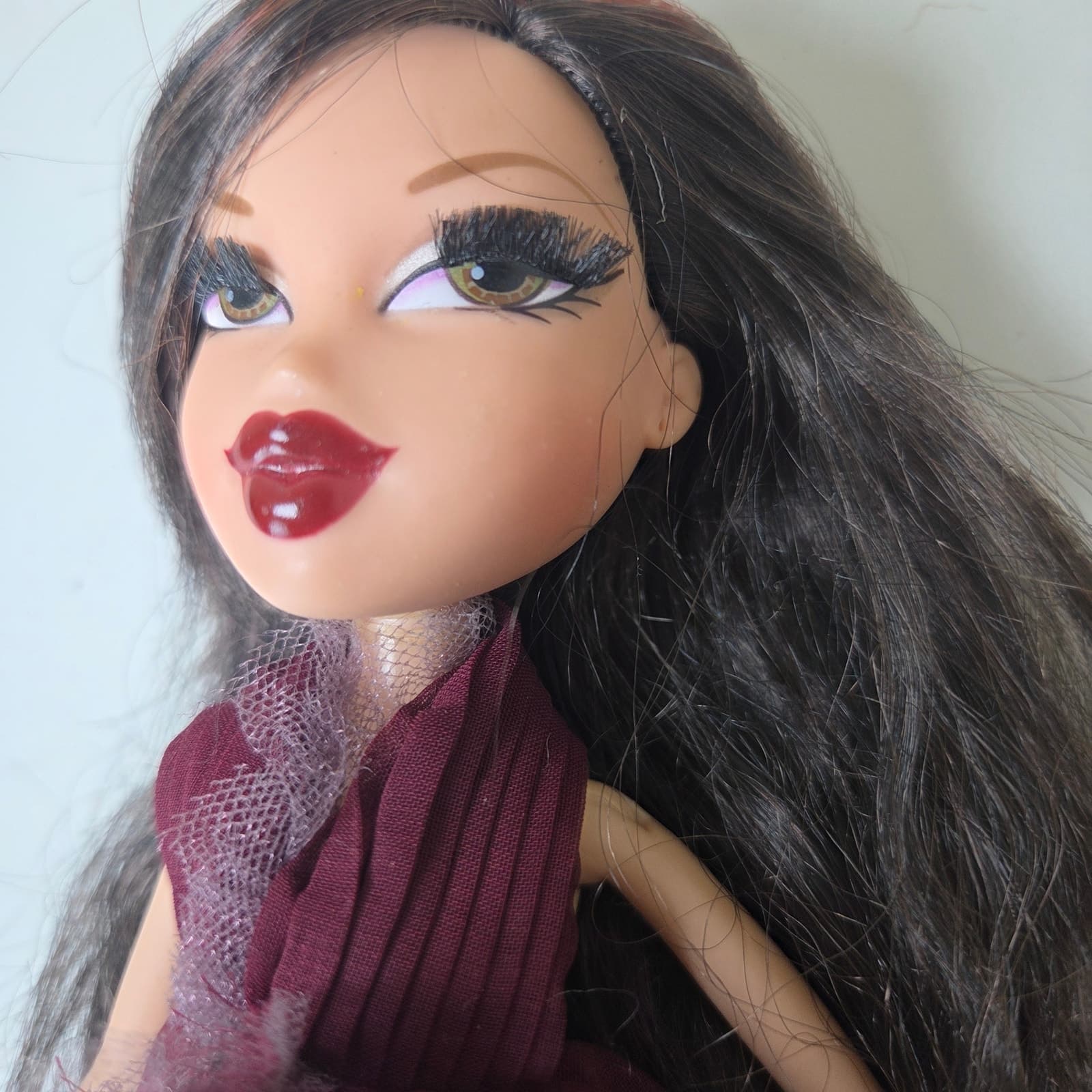 Bratz Vintage 2005 Collector's Edition Holiday Katia Doll + Original Dress - Thumbnail 5