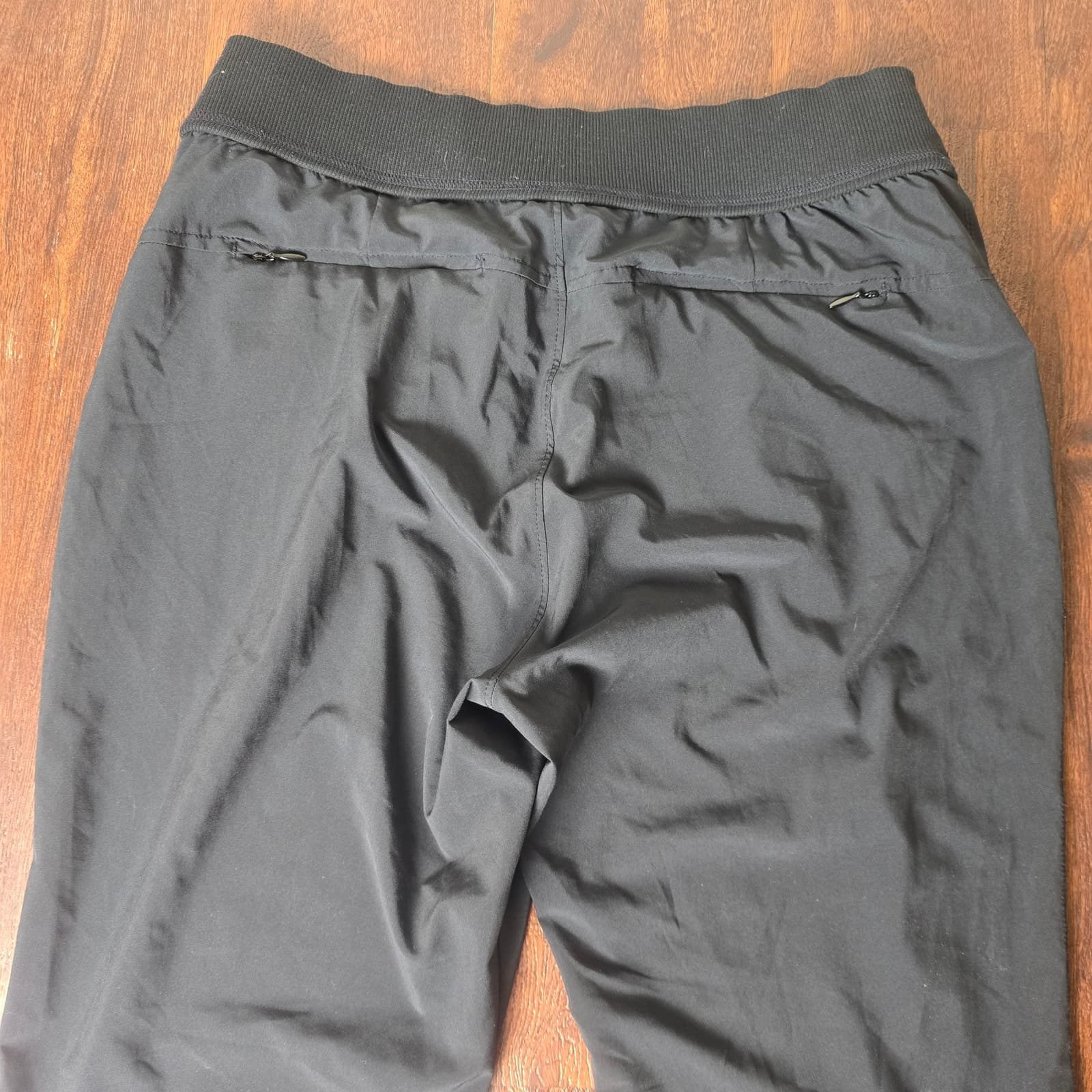 ATHLETA Interlude Ankle Lounge Pants - Black - Size 8 - Style # 983352 - Thumbnail 6