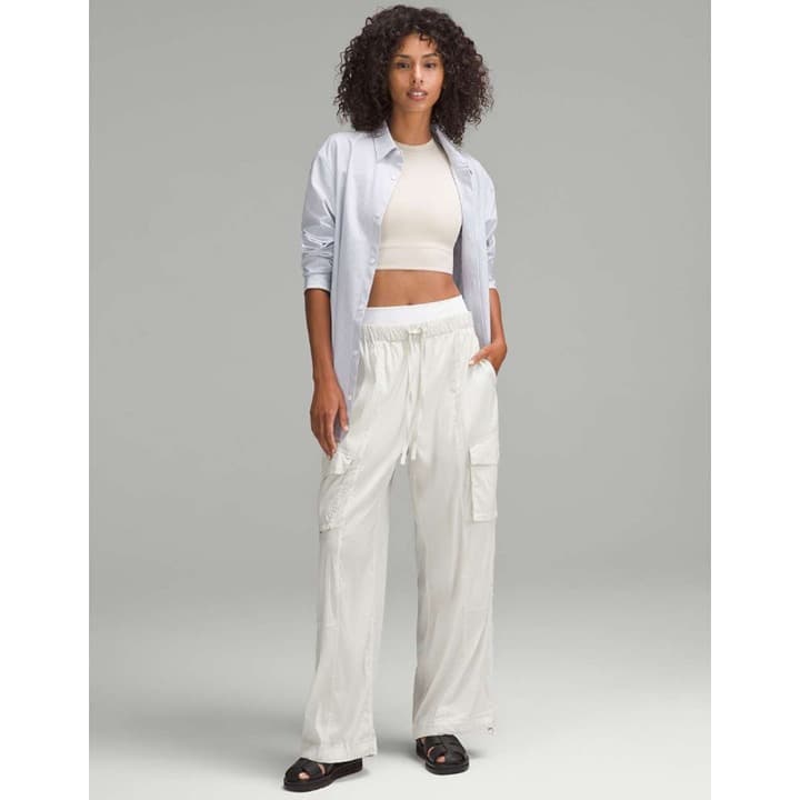 Lululemon Lightweight Adjustable Mid-Rise Cargo Pant - Bone - Small - W5GD9S - Thumbnail 2