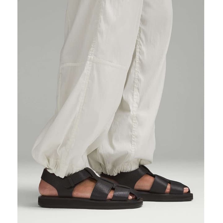 Lululemon Lightweight Adjustable Mid-Rise Cargo Pant - Bone - Small - W5GD9S - Thumbnail 7