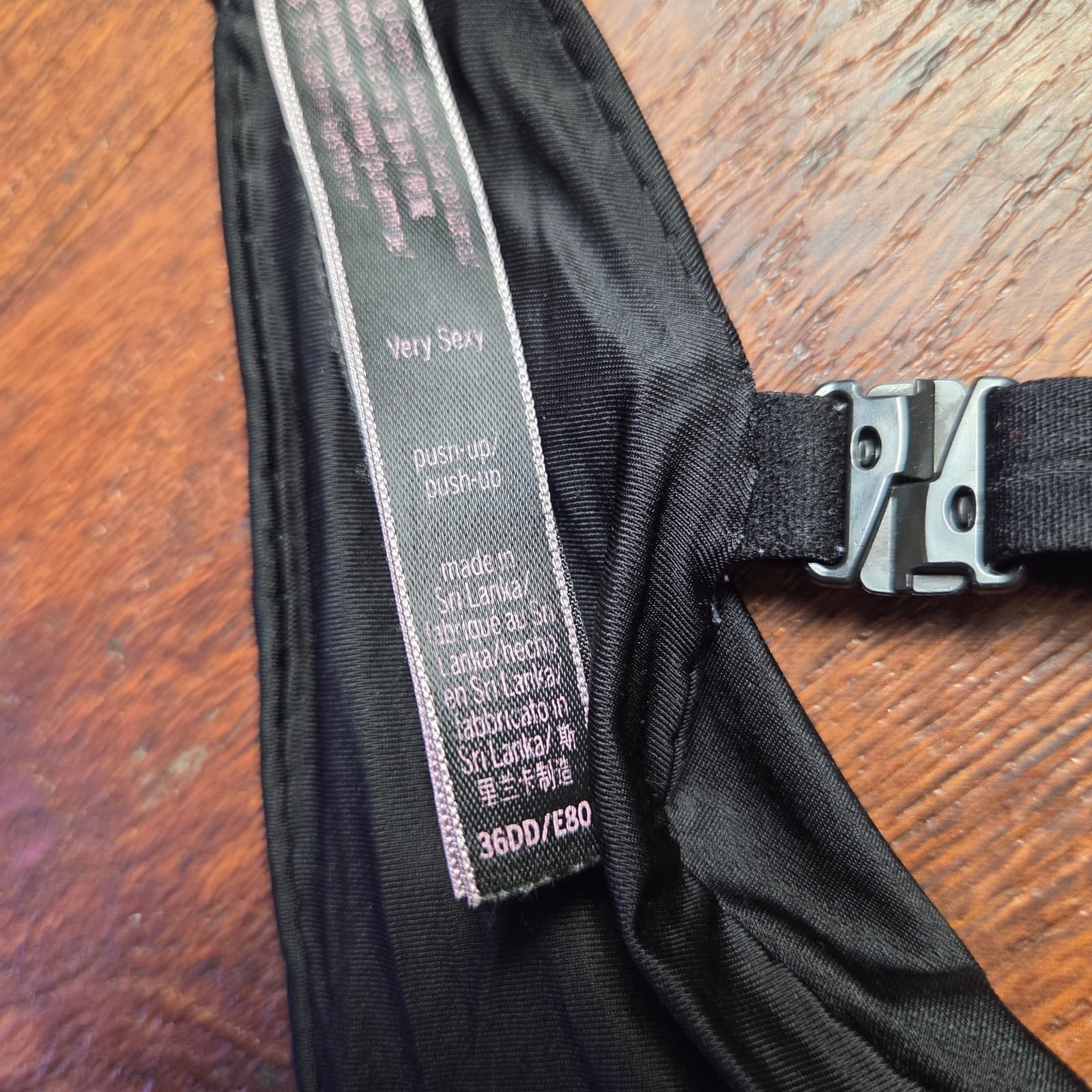 Victoria's Secret Very Sexy Push Up Bra - Black with Rhinestones - 36DD - Thumbnail 5