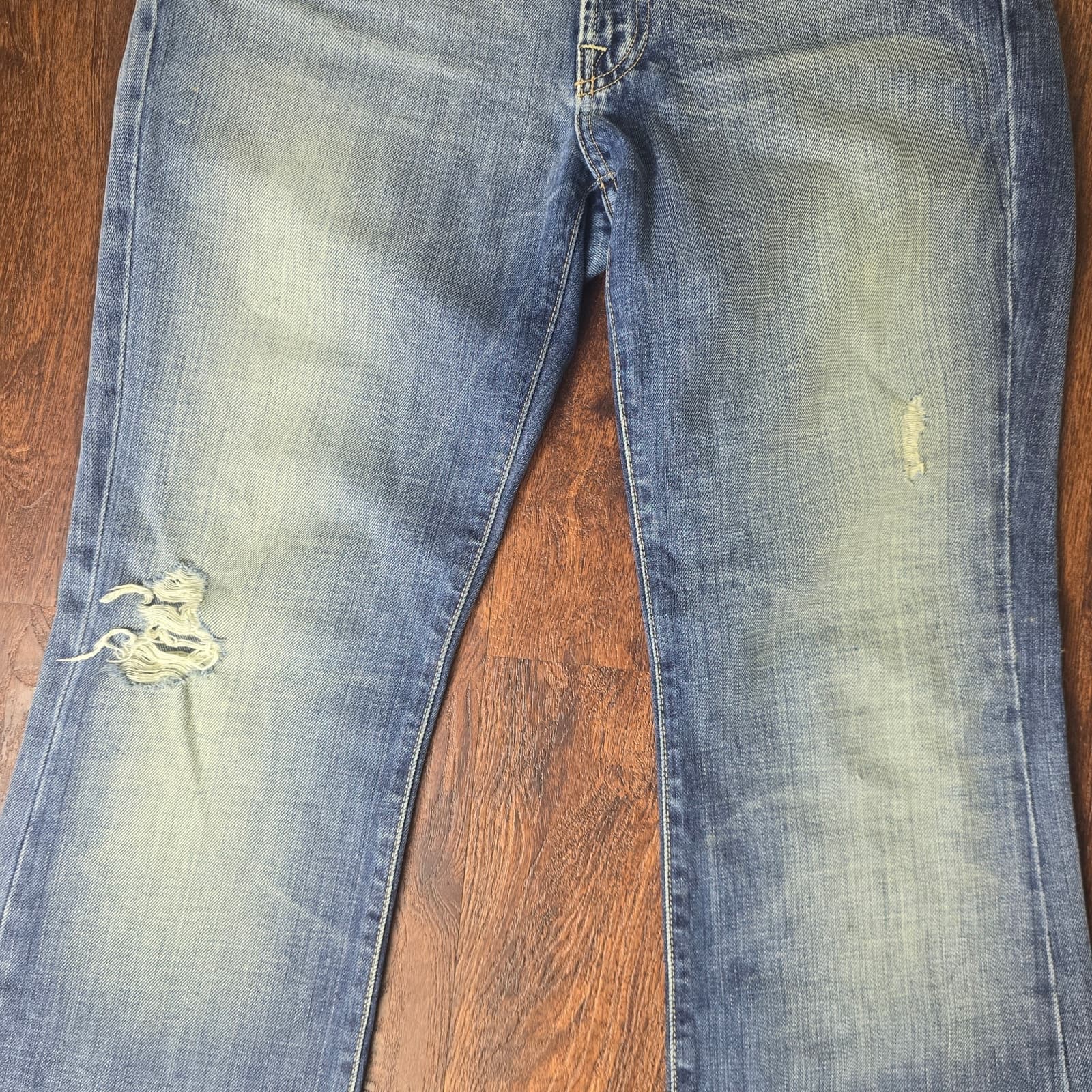 7 For All Mankind Distressed Wave Bootcut Jeans Style # U076162U-162U Size 30 - Thumbnail 4