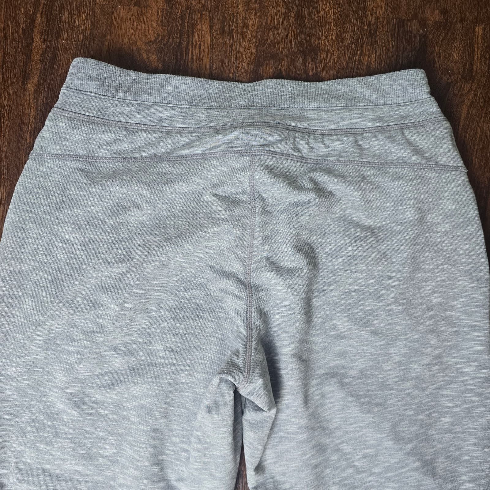 Athleta Techie Jogger Capri Sweatpants Cropped Joggers Gray Small 700438 - Thumbnail 6