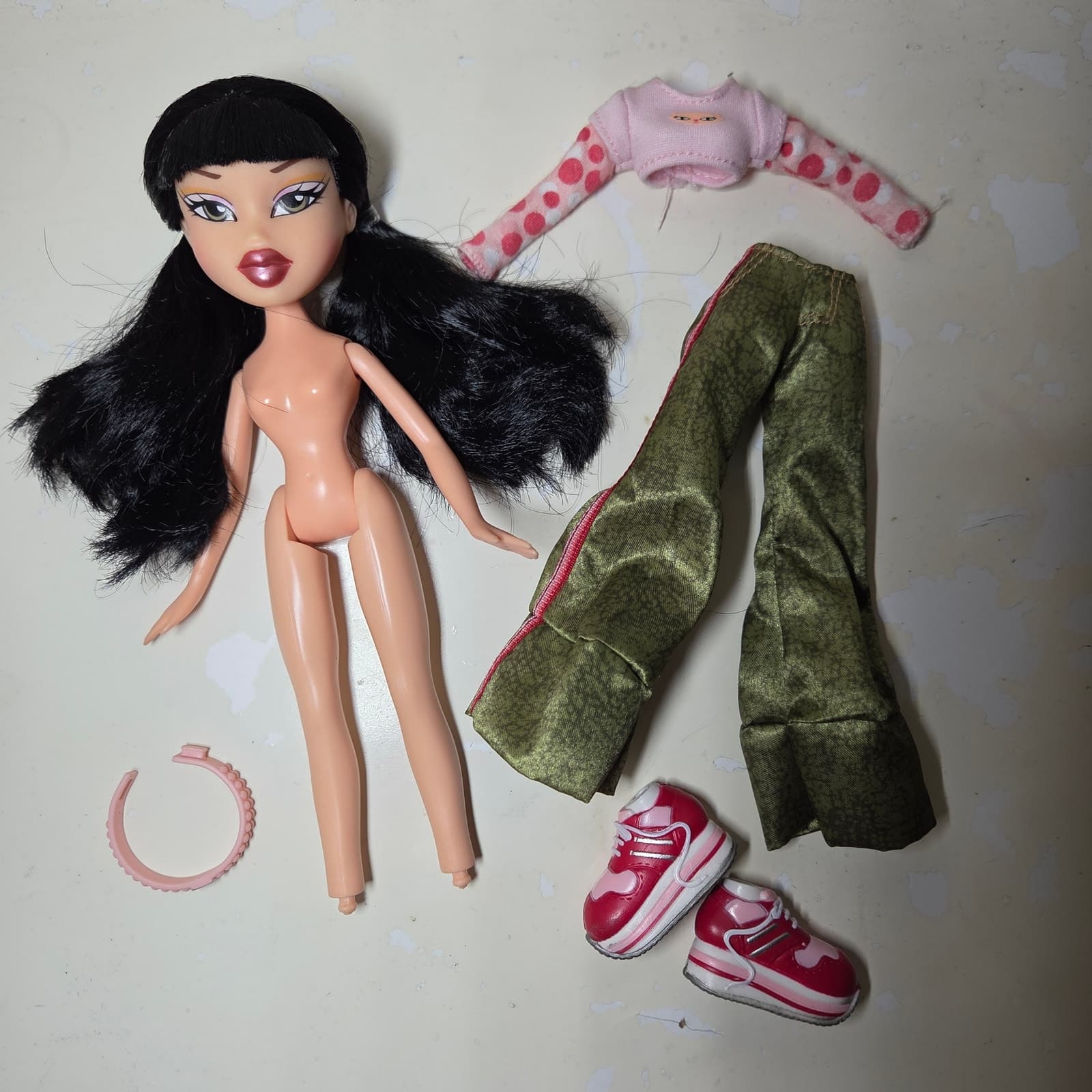 Bratz 20 Yearz Special Anniversary Edition Original Jade Fashion Doll - Thumbnail 5