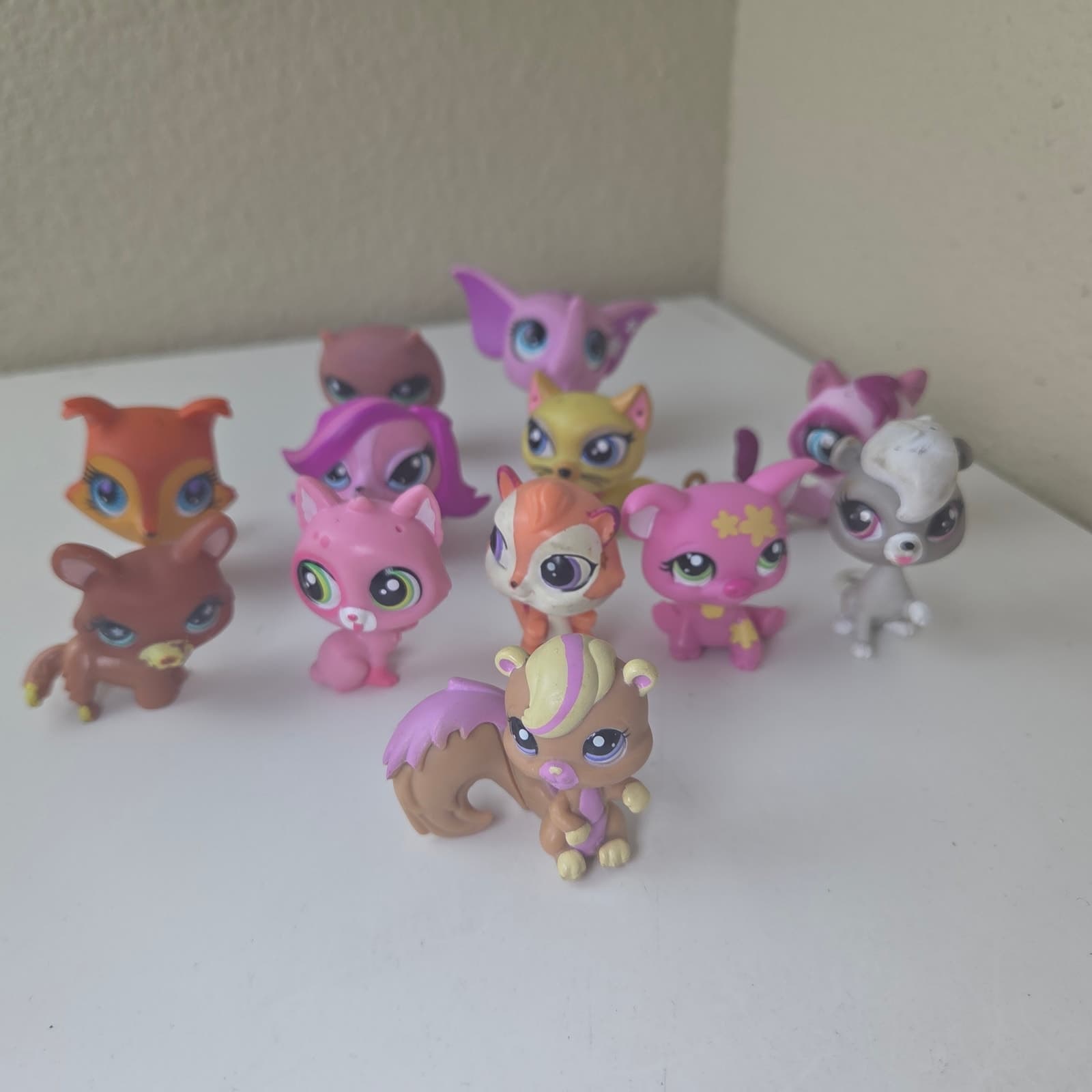 Littlest Pet Shop LPS Pets Bundle - Mostly Gen 4/5 - 12 pets total - Image 1