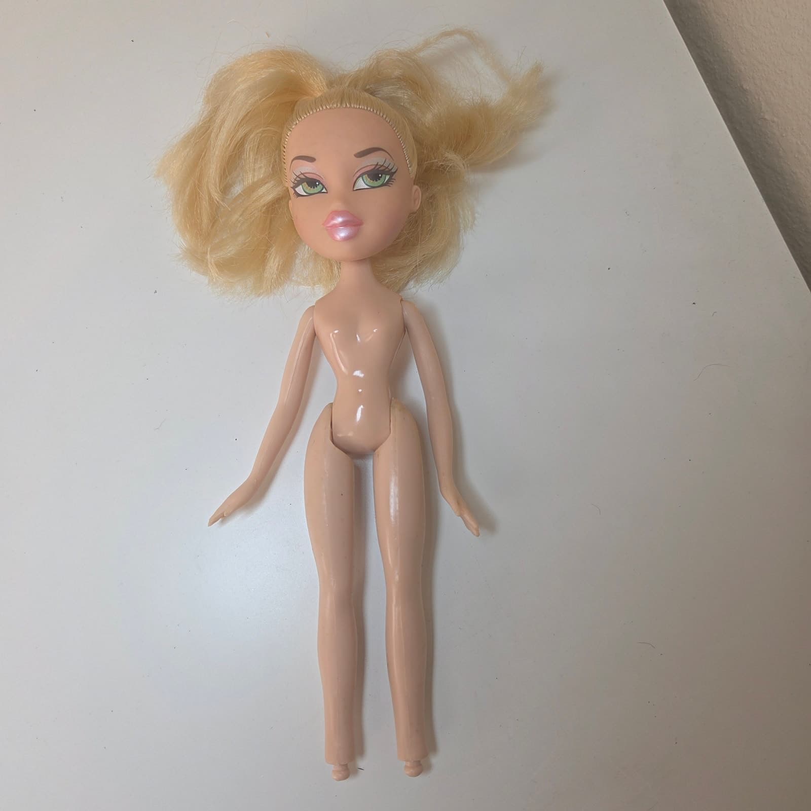 Bratz Vintage 2003 IndepenDance Cloe Limited Collector's Edition 4th of July - Thumbnail 6