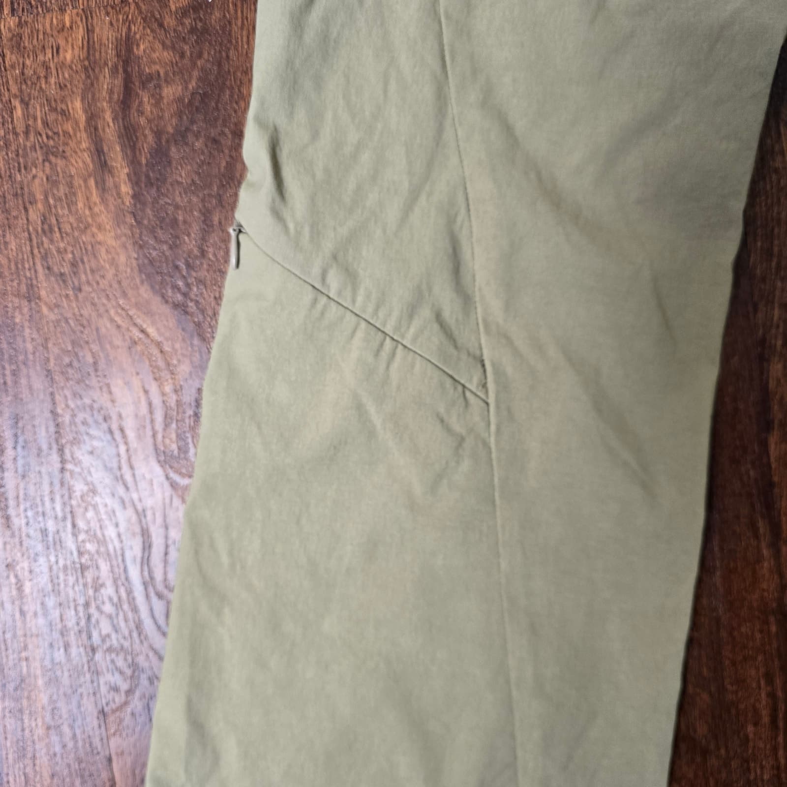 Athleta Khaki Dipper Utility Cargo Carpenter Pants - Size 4 - Style # 683761 - Thumbnail 10