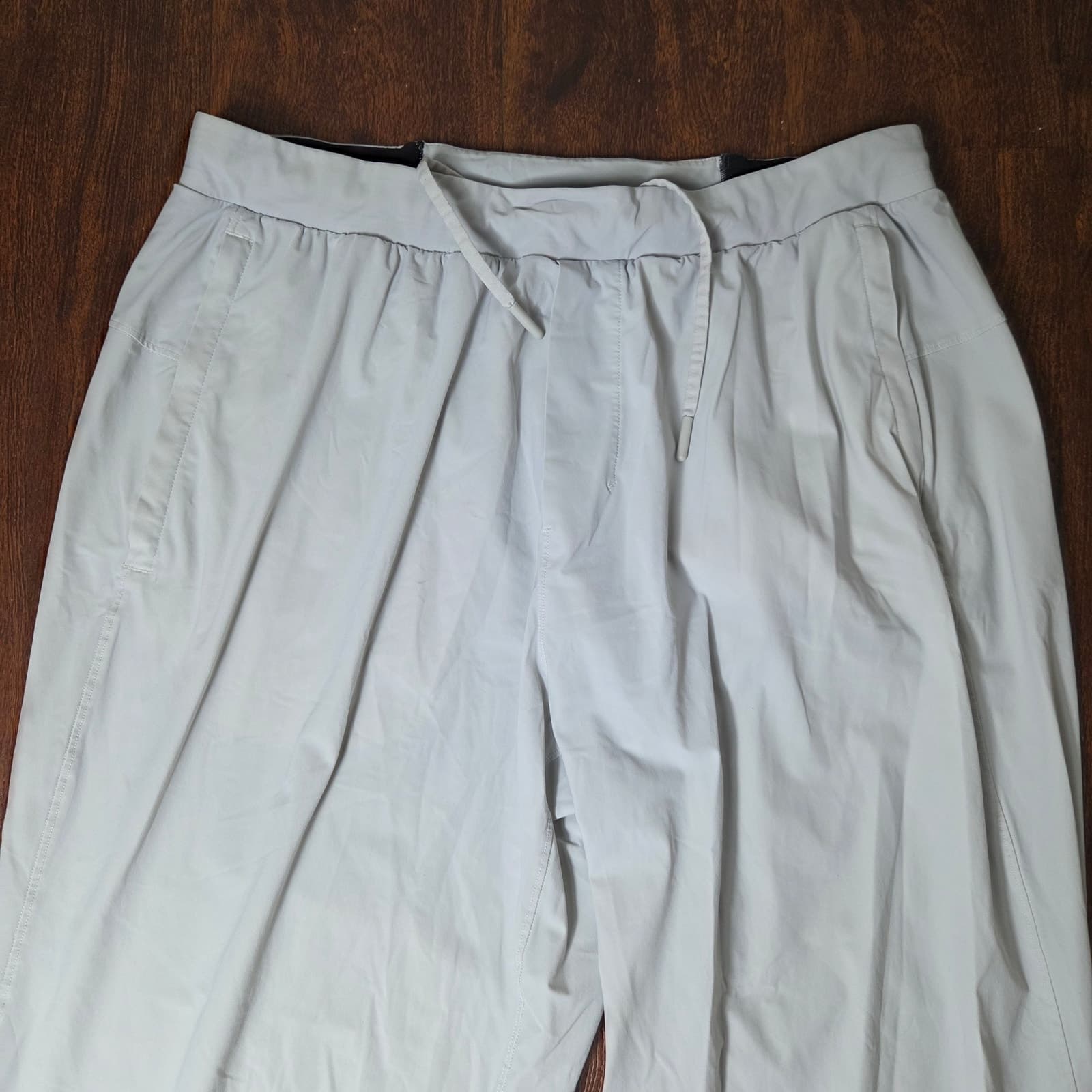 Lululemon Men's Surge Jogger Pants 29" - Sea Salt - Large - M5689S - Thumbnail 4