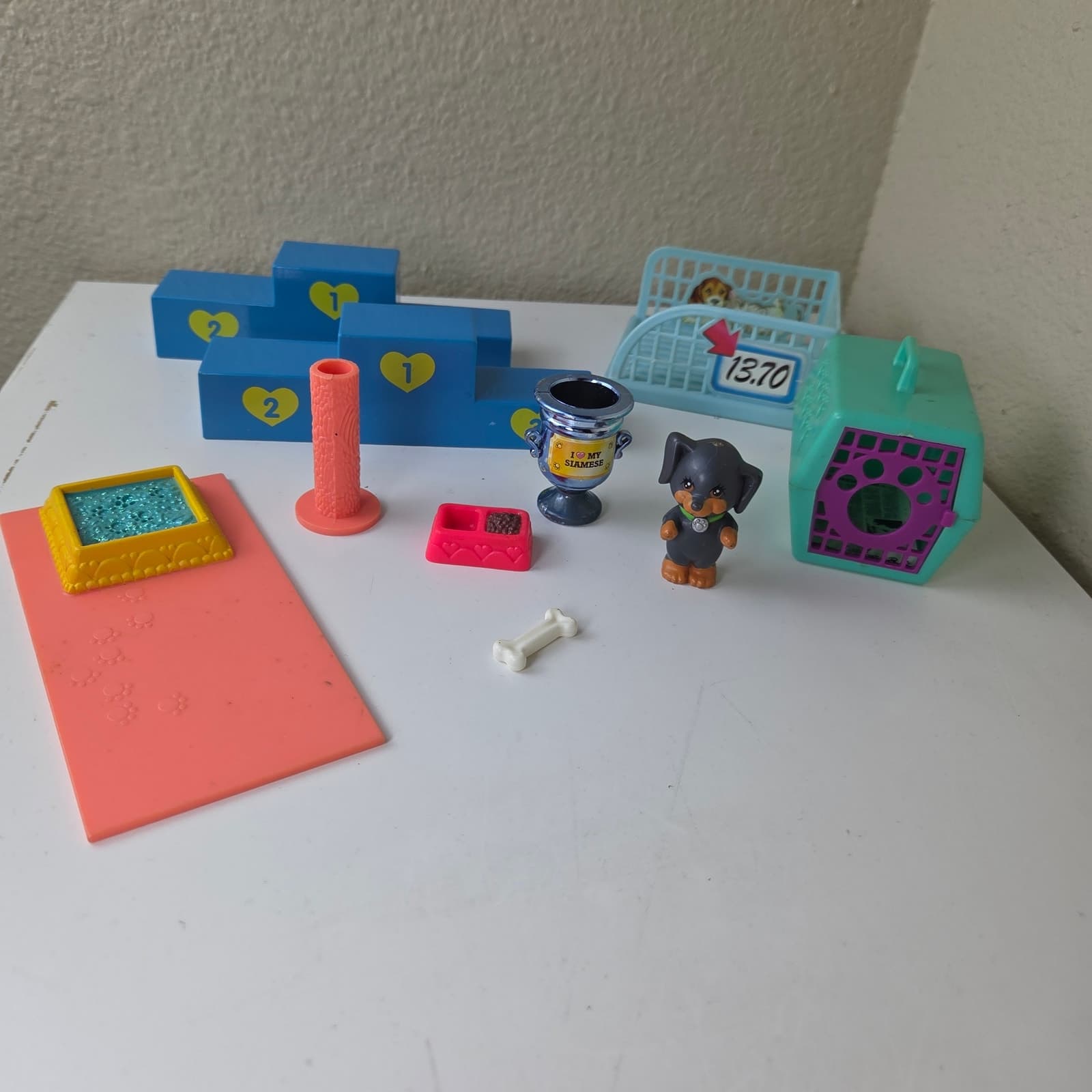 Vintage 1990's Kenner Littlest Pet Shop + Hasbro Puppy In My Pocket Bundle - Image 1