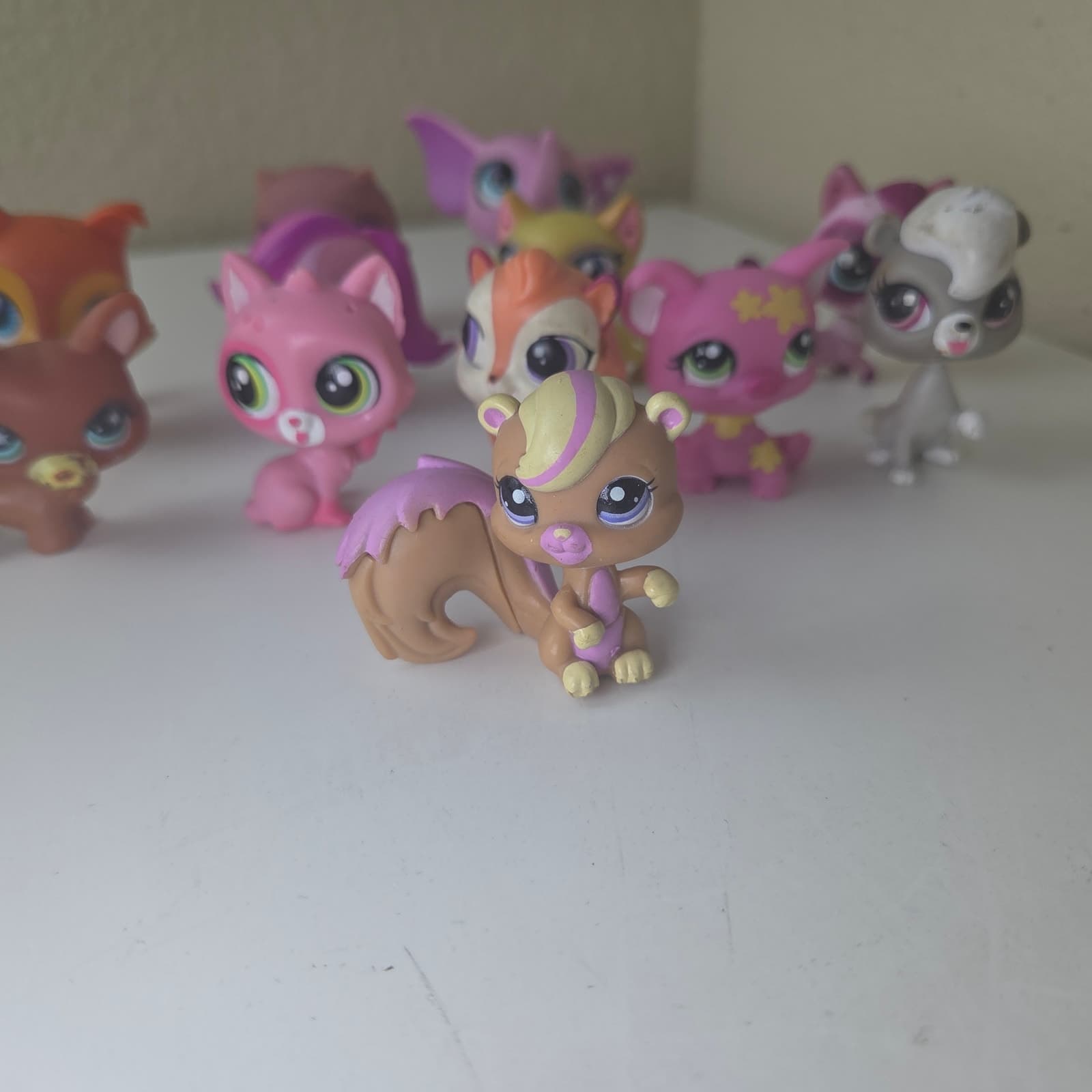 Littlest Pet Shop LPS Pets Bundle - Mostly Gen 4/5 - 12 pets total - Thumbnail 2
