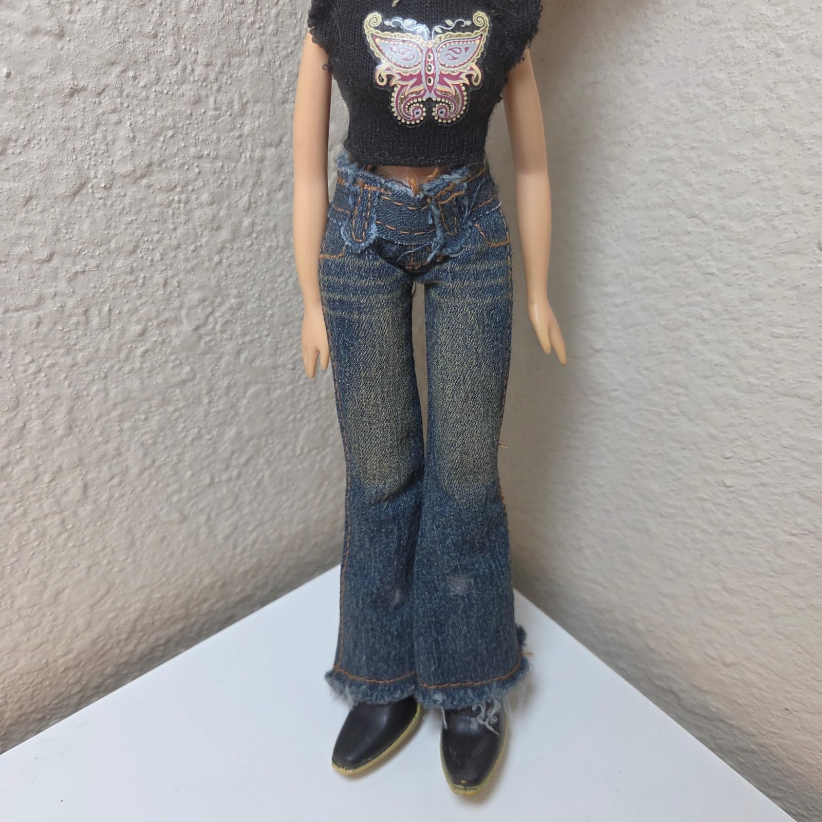 Vintage Bratz 2004 Style it Cloe Doll with Original Outfit Y2K - Thumbnail 3