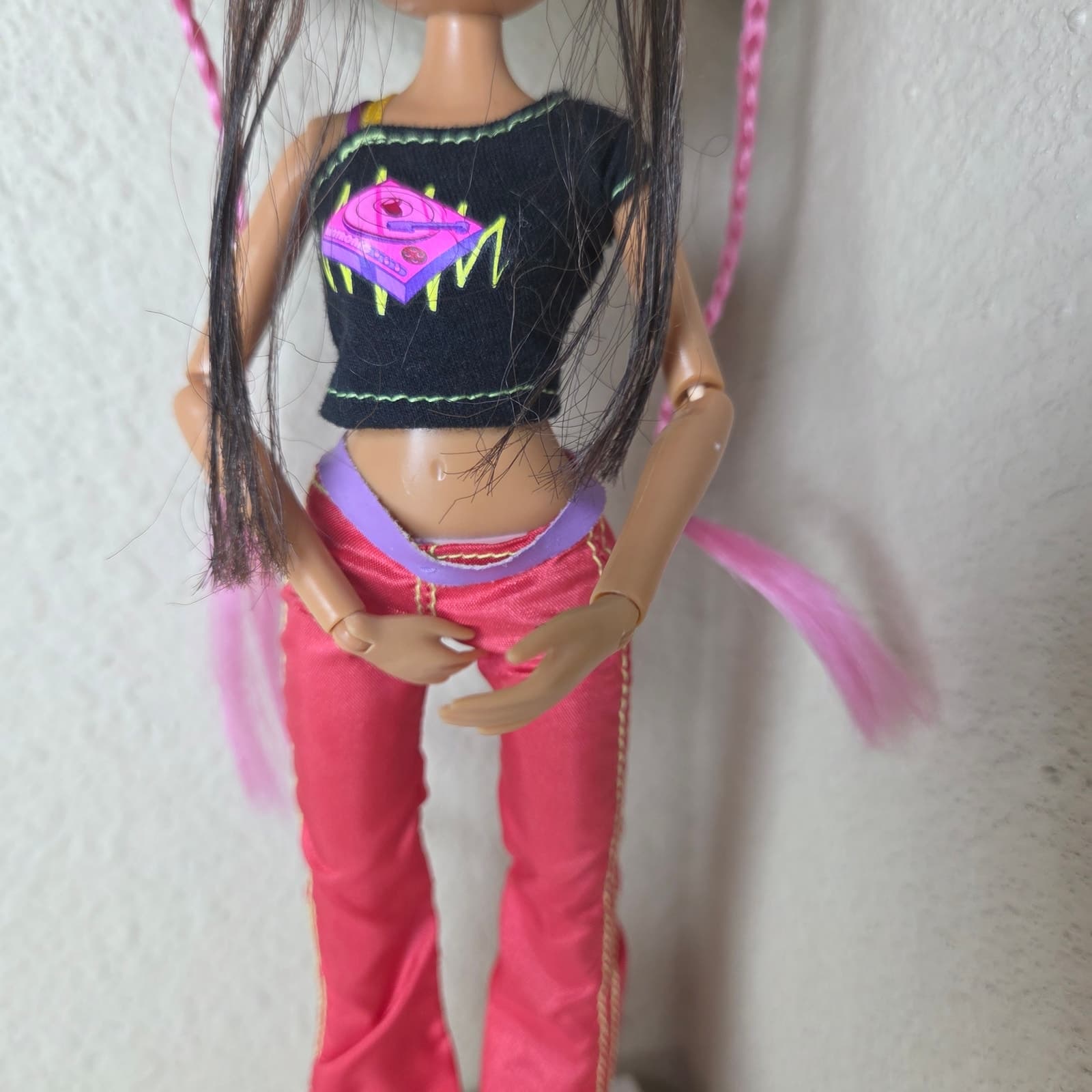 Bratz My Passion Yasmin Doll with Full Outfit and Styled Hair with Space Buns - Thumbnail 3