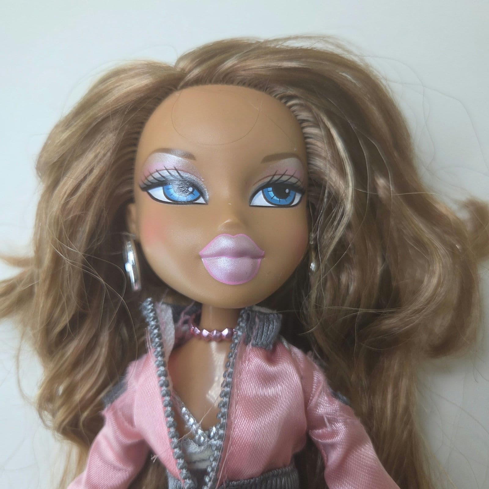 Bratz Passion For Fashion Destiny + Original Outfit - Uncut Hair + Box IOB RARE - Thumbnail 9