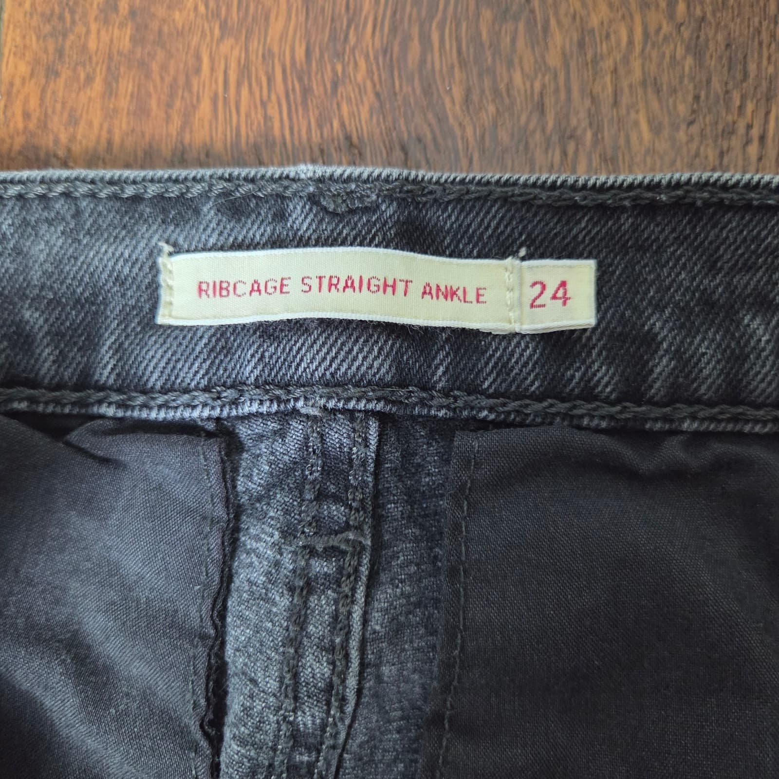 Levi's Ribcage Straight Ankle Buttonfly Faded Black Wash Jeans - Size 24 - Thumbnail 4