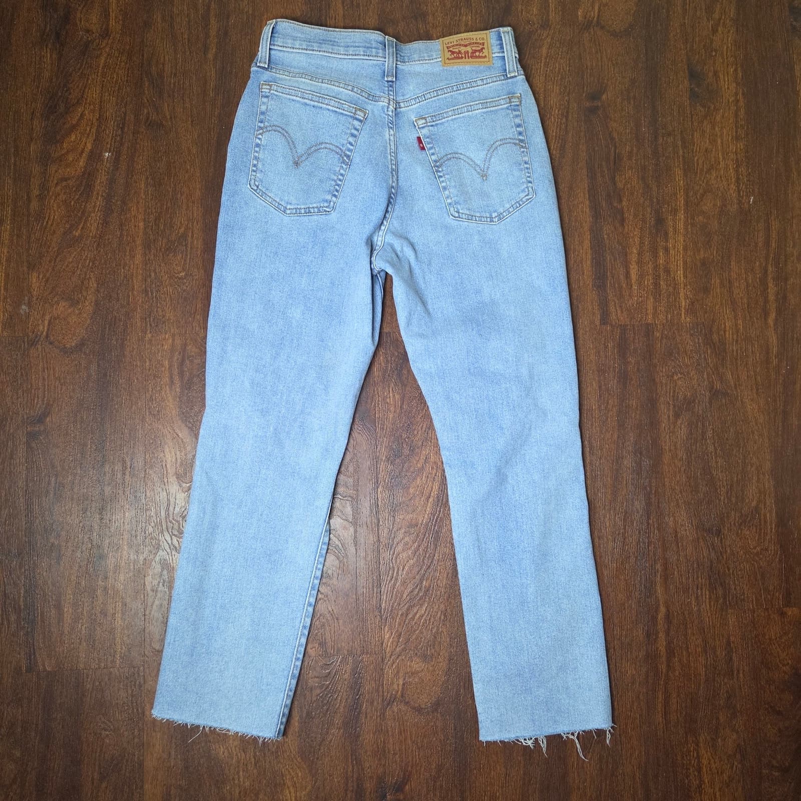 Levi's Wedgie Straight Button Fly Distressed Destroyed Light Wash Jeans Size 28 - Thumbnail 5