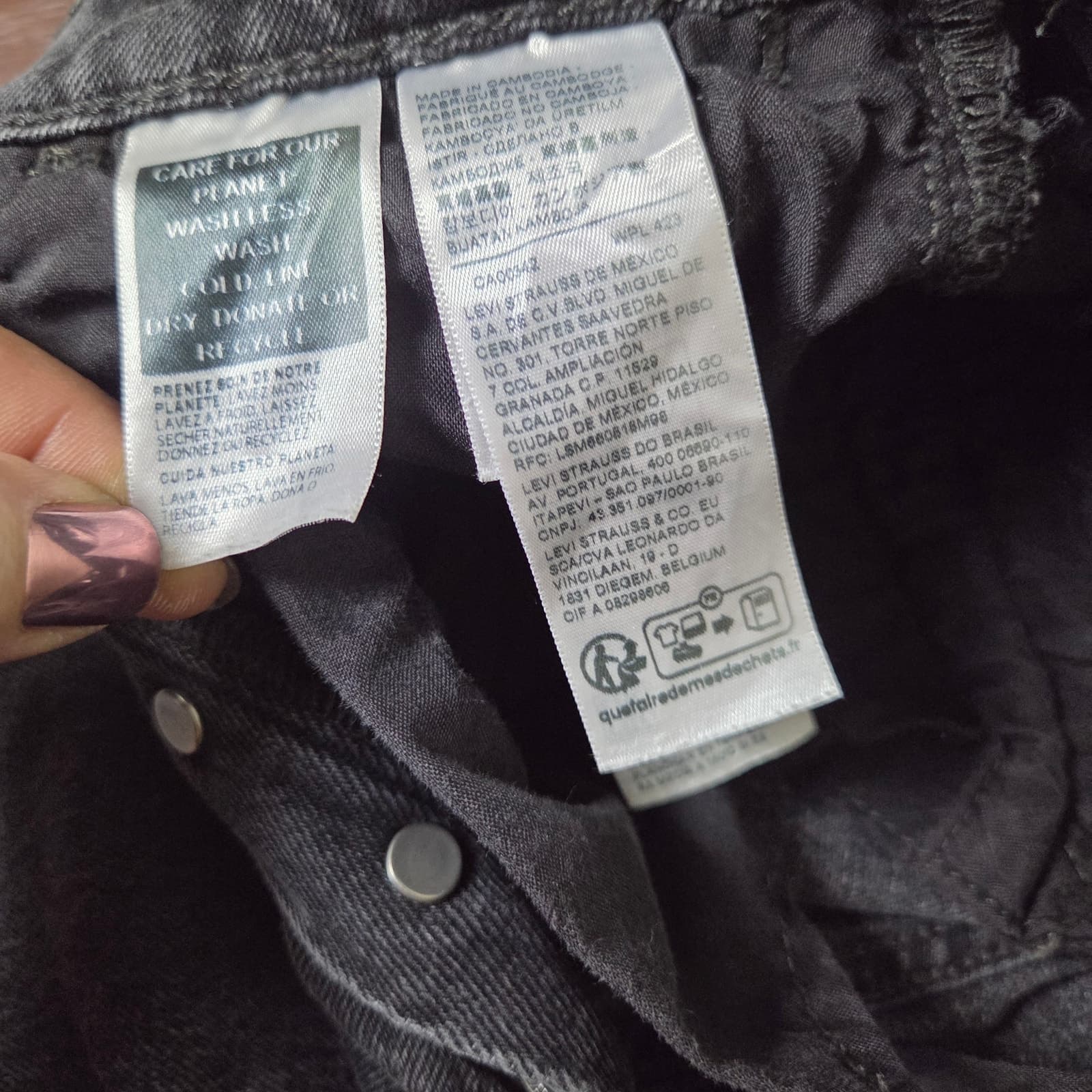 Levi's Ribcage Straight Ankle Buttonfly Faded Black Wash Jeans - Size 24 - Thumbnail 5