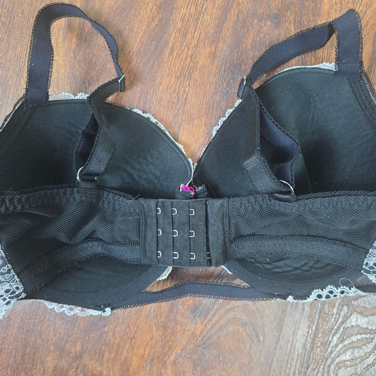 Victoria's Secret Dream Angels Lined Demi Bra - Black +White Lace Bling - 34DDD - Thumbnail 8