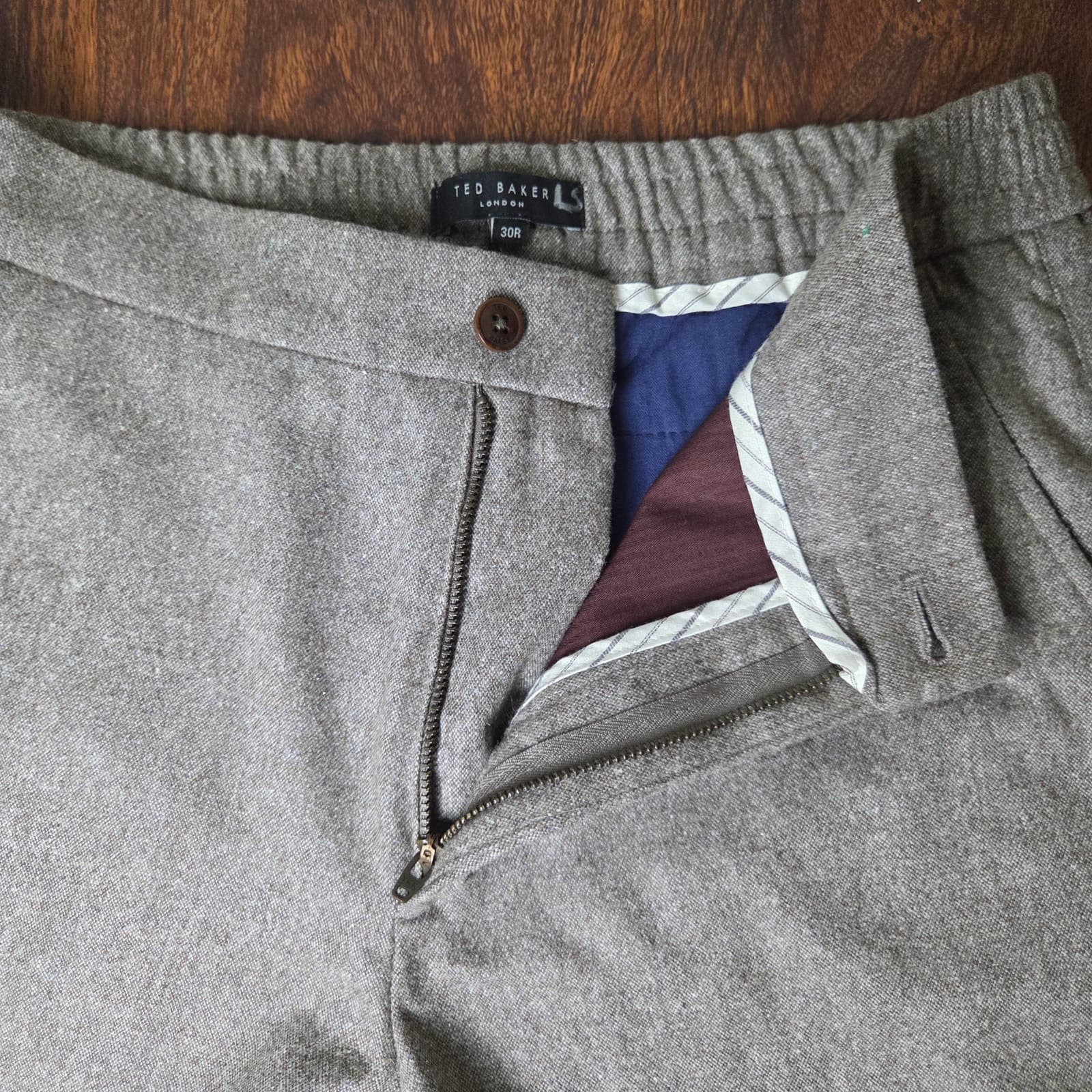 Women's Authentic Ted Baker London Brown Wool Blend Dress Pants - Size 30R - Thumbnail 3