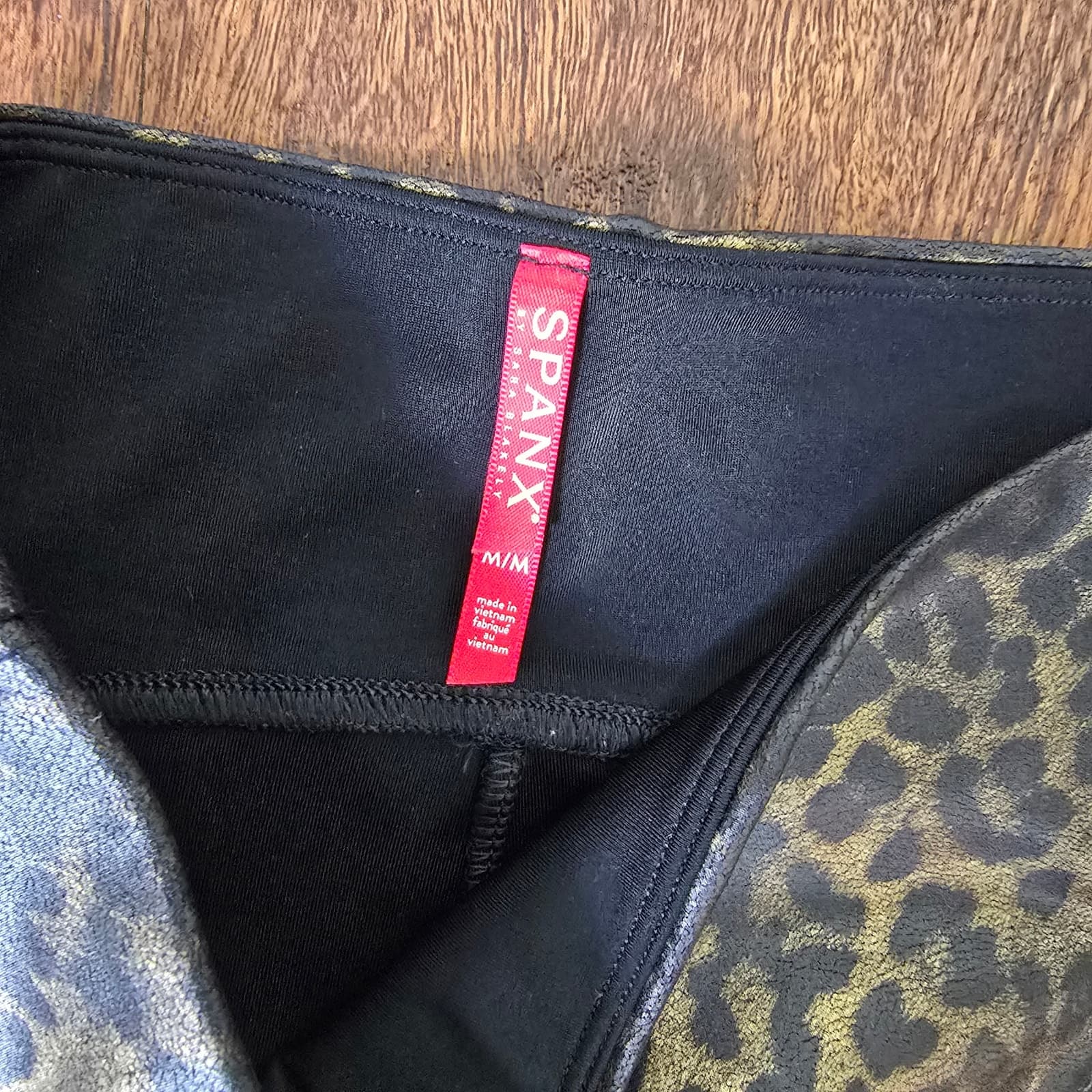 SPANX Faux Leather Leopard Shine Leggings - Small - NWOT - Thumbnail 9