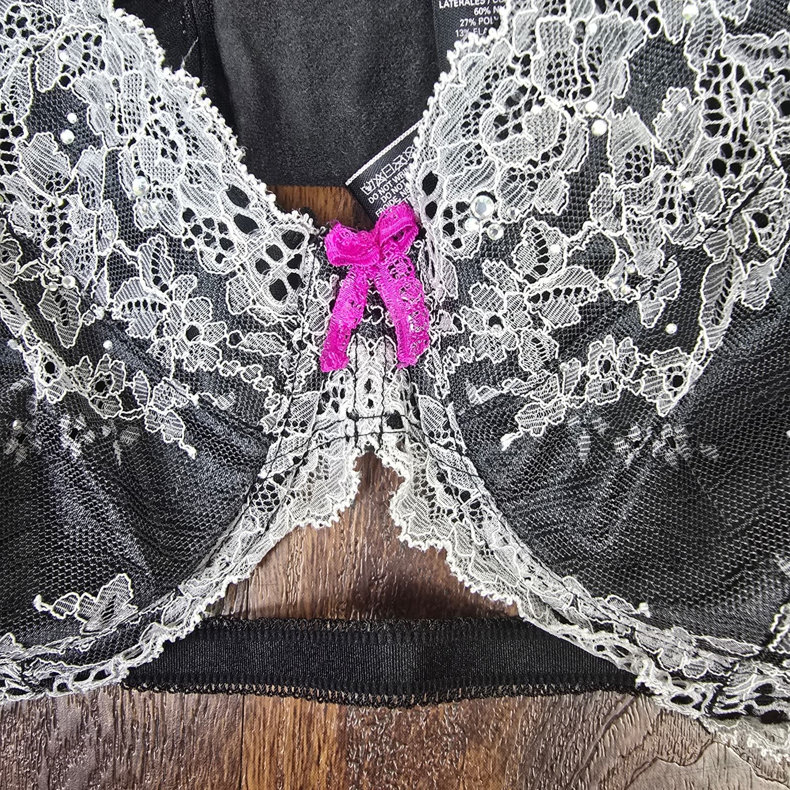 Victoria's Secret Dream Angels Lined Demi Bra - Black +White Lace Bling - 34DDD - Thumbnail 6